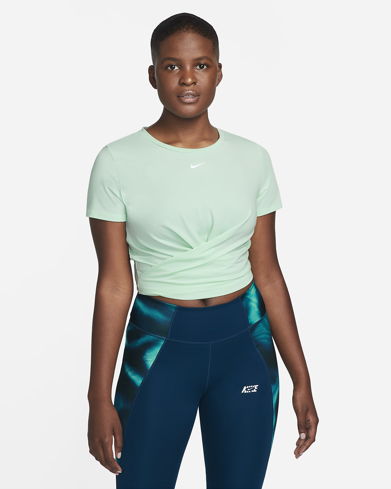 Haut court torsadé à manches courtes Nike Dri FIT One Luxe pour femme