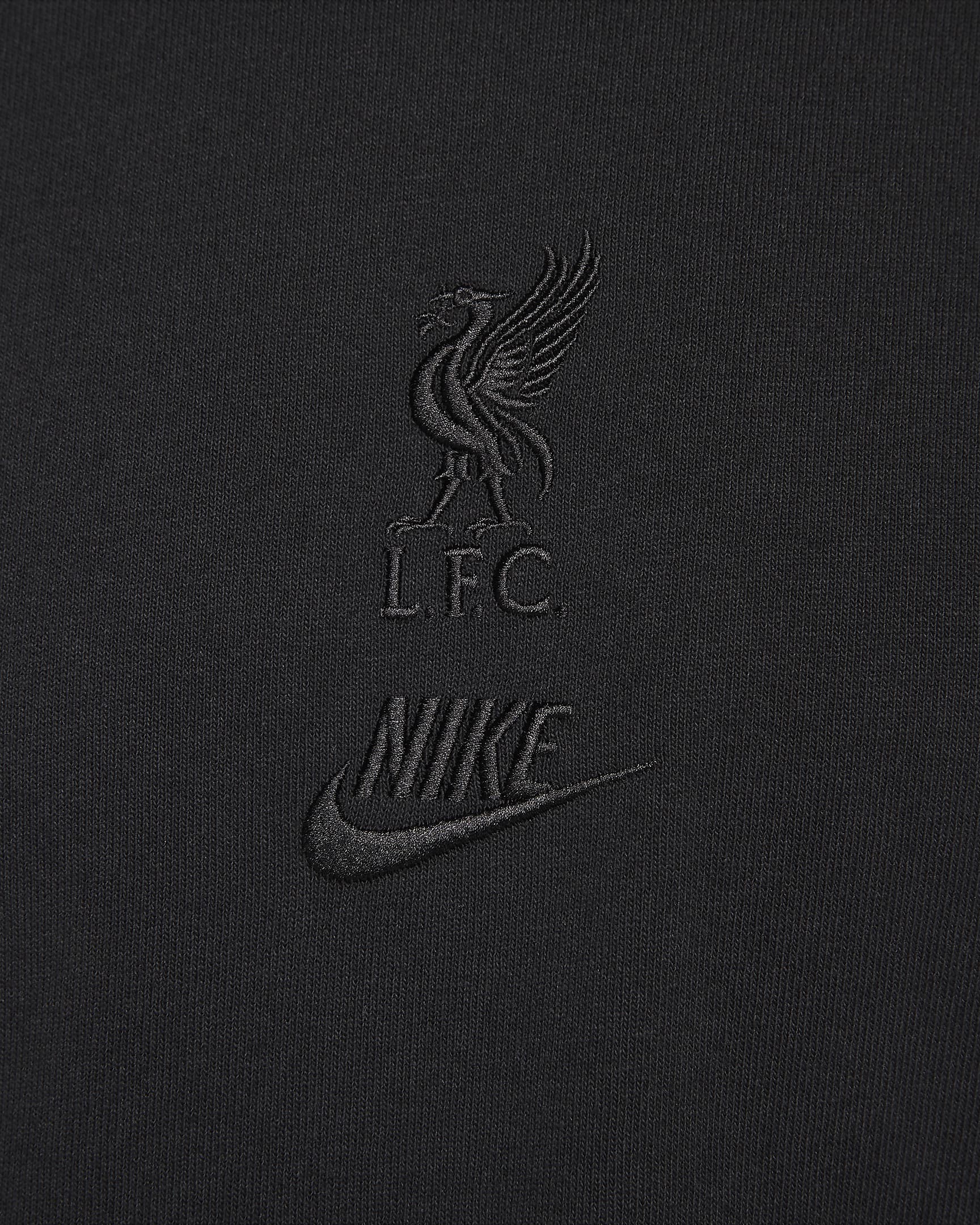 Liverpool F C Premium Essentials Men S Nike Football T Shirt Nike Lu