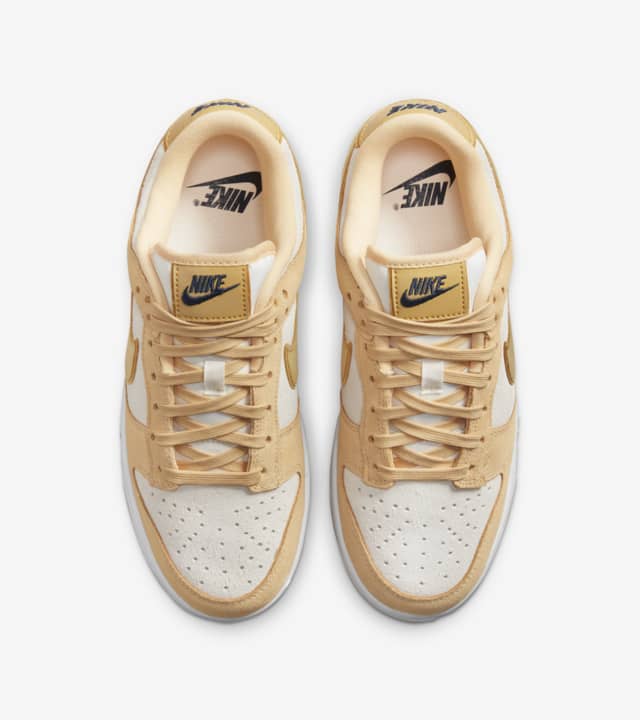 Women S Dunk Low Gold Suede DV7411 200 Release Date Nike SNKRS SG