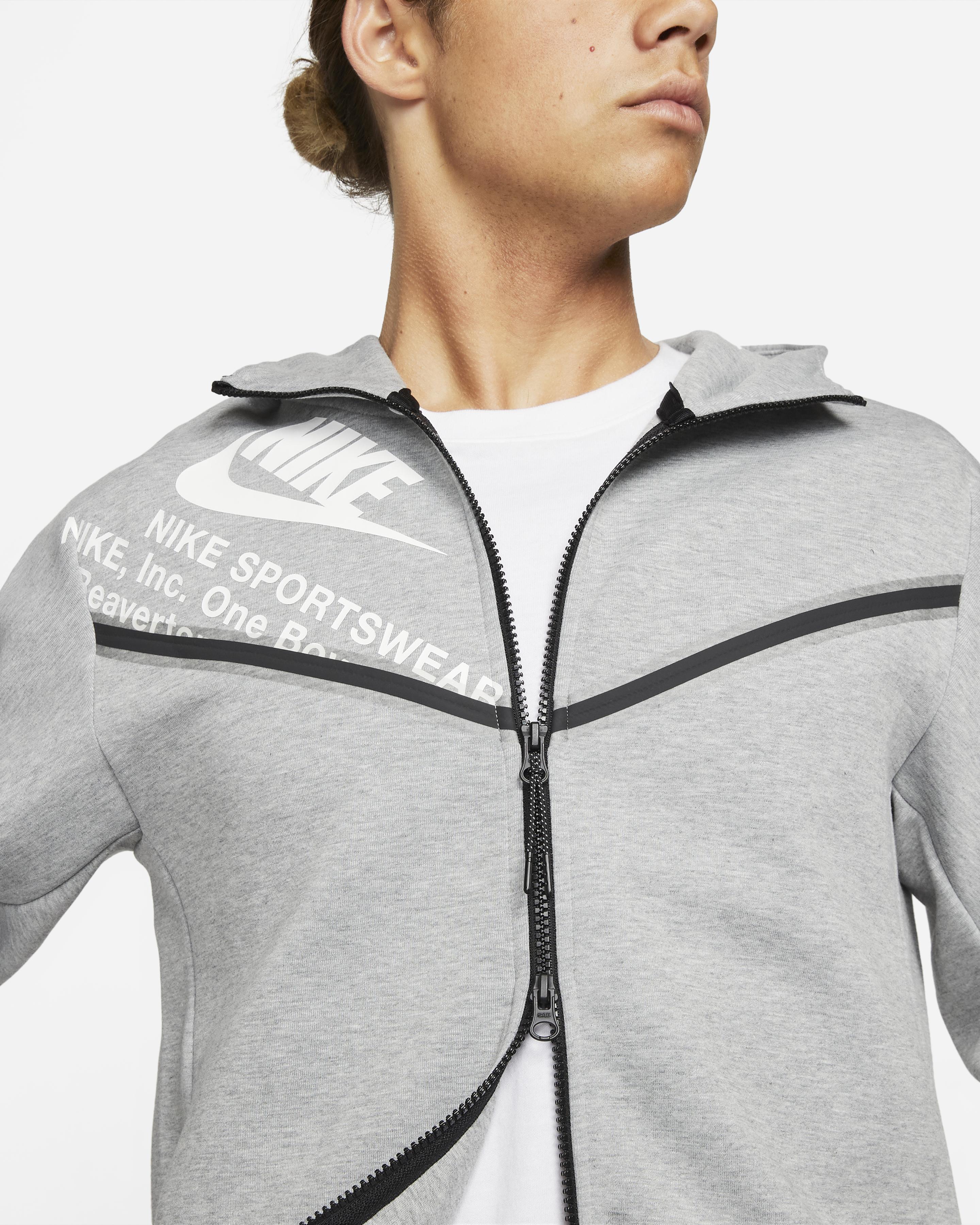 Nike Sportswear Tech Fleece Men's Graphic Full-Zip Hoodie | Les Terrasses  du Port