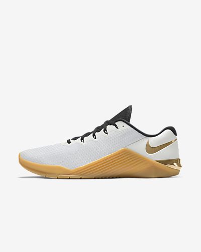 nike metcon size 16