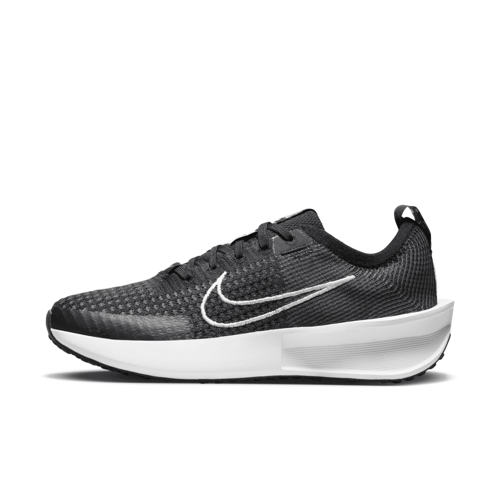 Nike Interact Run Women's Road Running Shoes