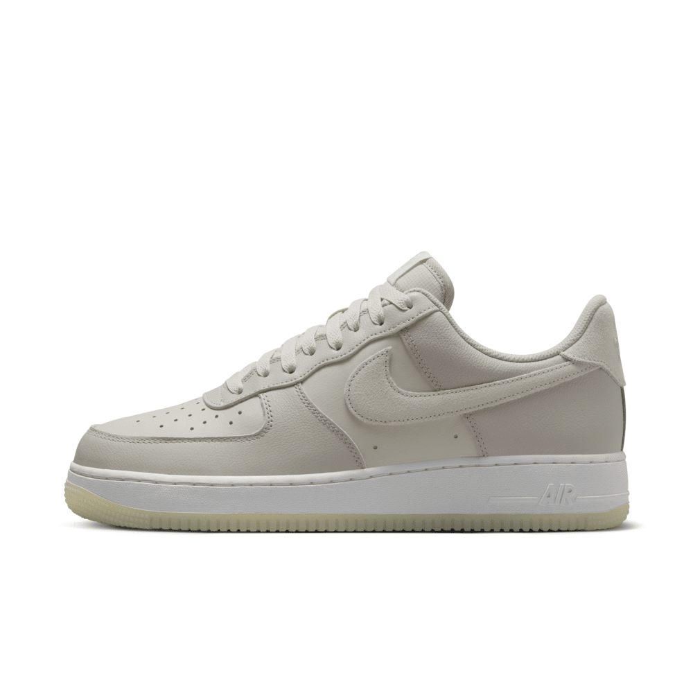 Nike Air Force 1 '07 LV8 Men's Shoes