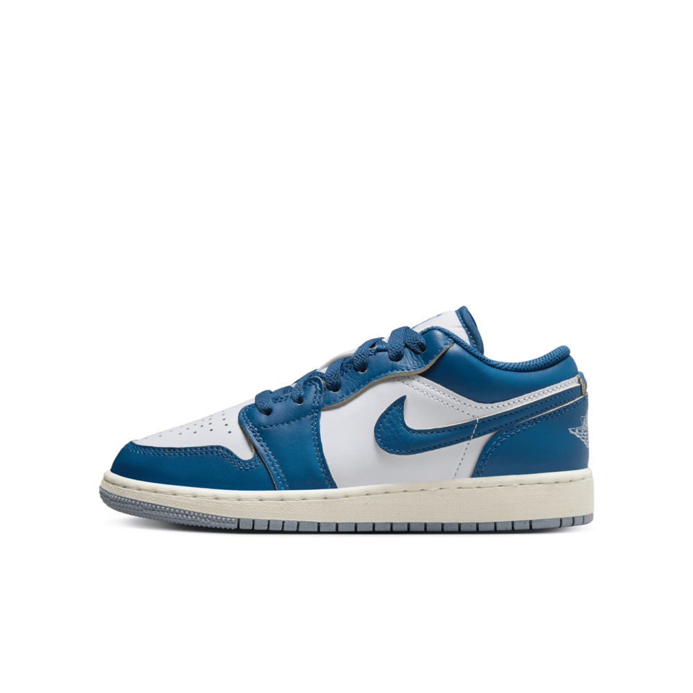 Air Jordan 1 Low SE Older Kids' Shoes