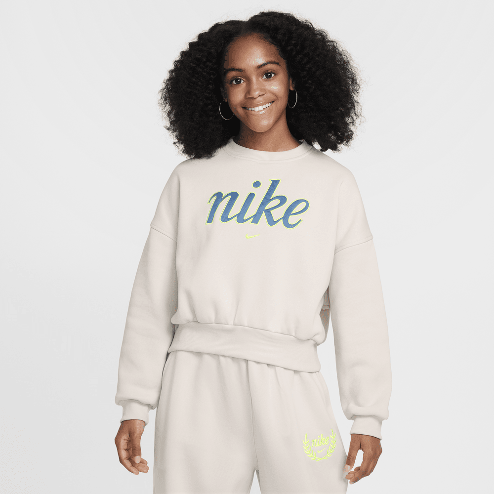 Nike Sportswear Club Fleece Girls' Boxy Crew-Neck Sweatshirt