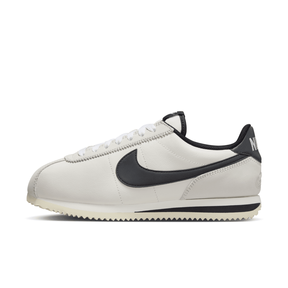 Nike Cortez SE Leather Women's Shoes