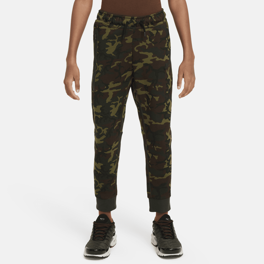 Nike Sportswear Tech Fleece Older Kids' (Boys') Camo Joggers