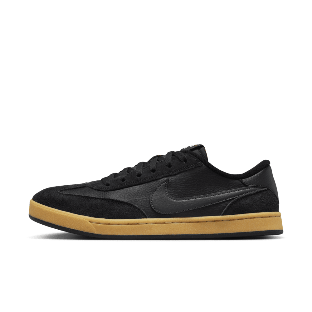 Nike SB FC Classic Skate Shoes