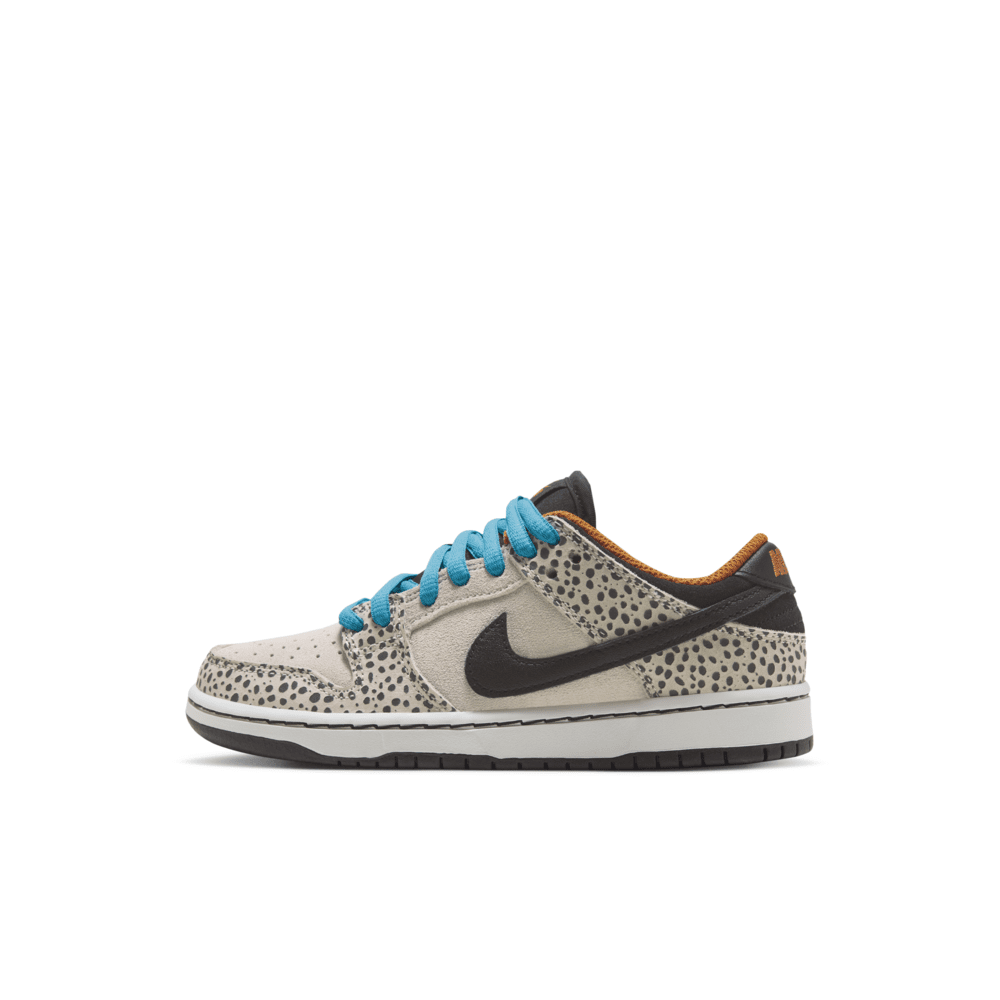 Nike SB Dunk Low Pro Electric Younger Kids' Shoes