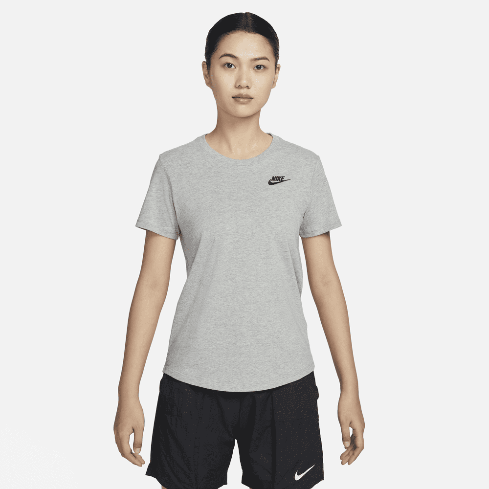 Nike Sportswear Club Essentials Women's T-Shirt