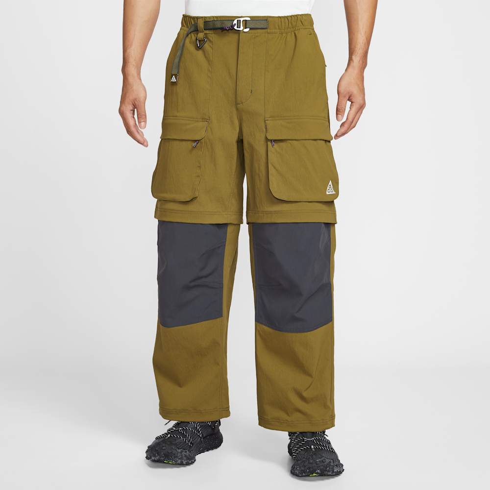 Nike Acg 'smith Summit' Men's Zip Cargo Trousers In Green