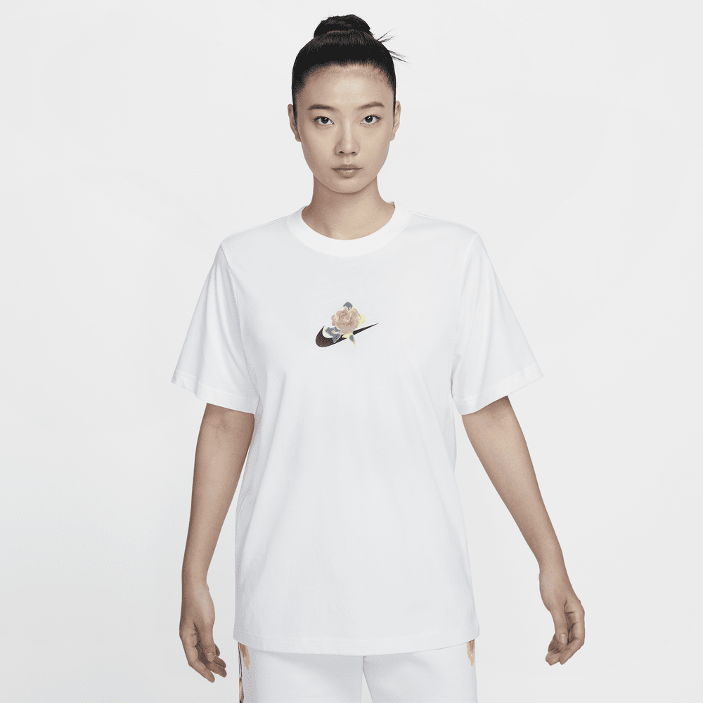 Nike Sportswear Women's Artist Collection Short-Sleeve Graphic T-Shirt