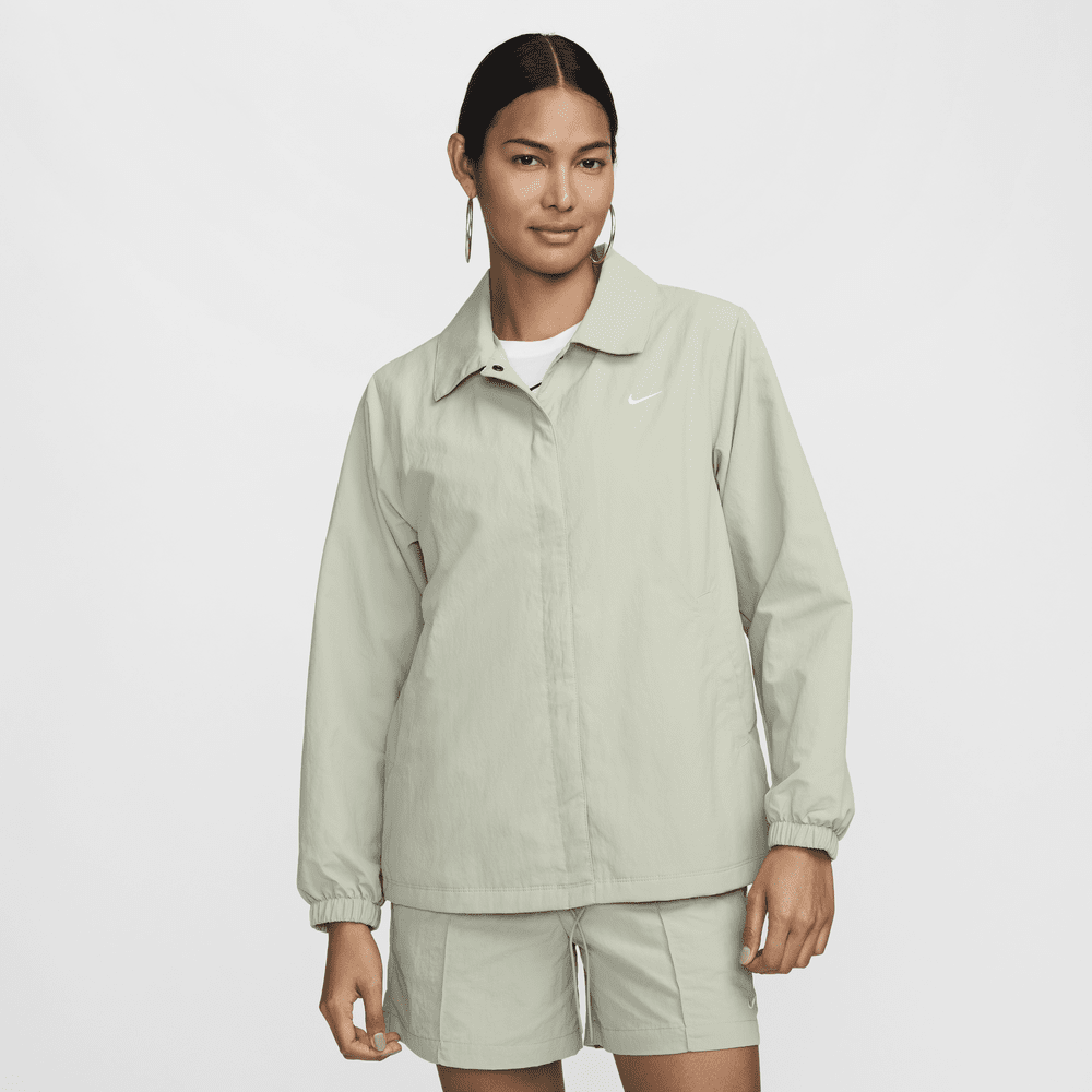 Nike Sportswear Essential Women's Oversized UV Woven Coaches' Jacket