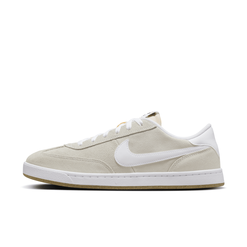 Nike SB FC Classic Skate Shoes