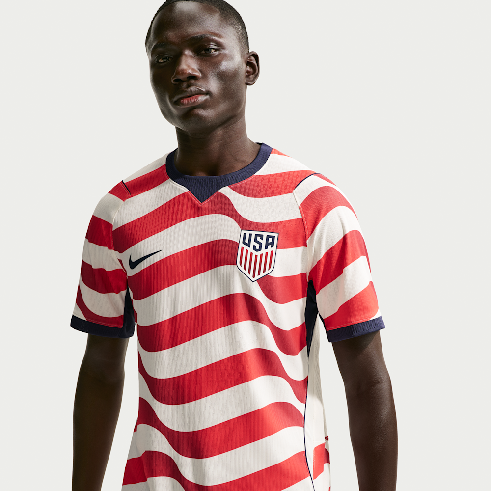 Camisola de futebol Authentic Nike Aero-FIT do equipamento principal Match USMNT 2026 para homem - Branco