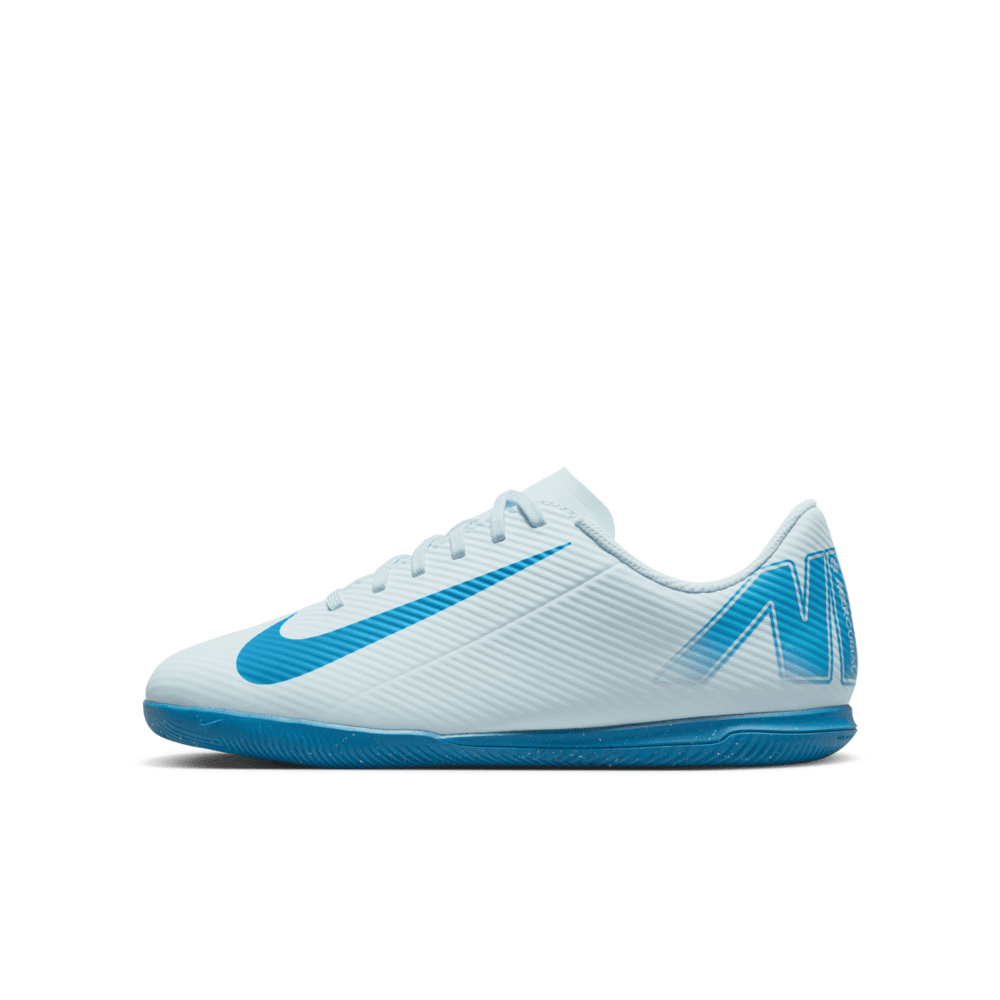 Nike Jr. Mercurial Vapor 16 Club Younger/Older Kids' IC Low-Top Football Shoes