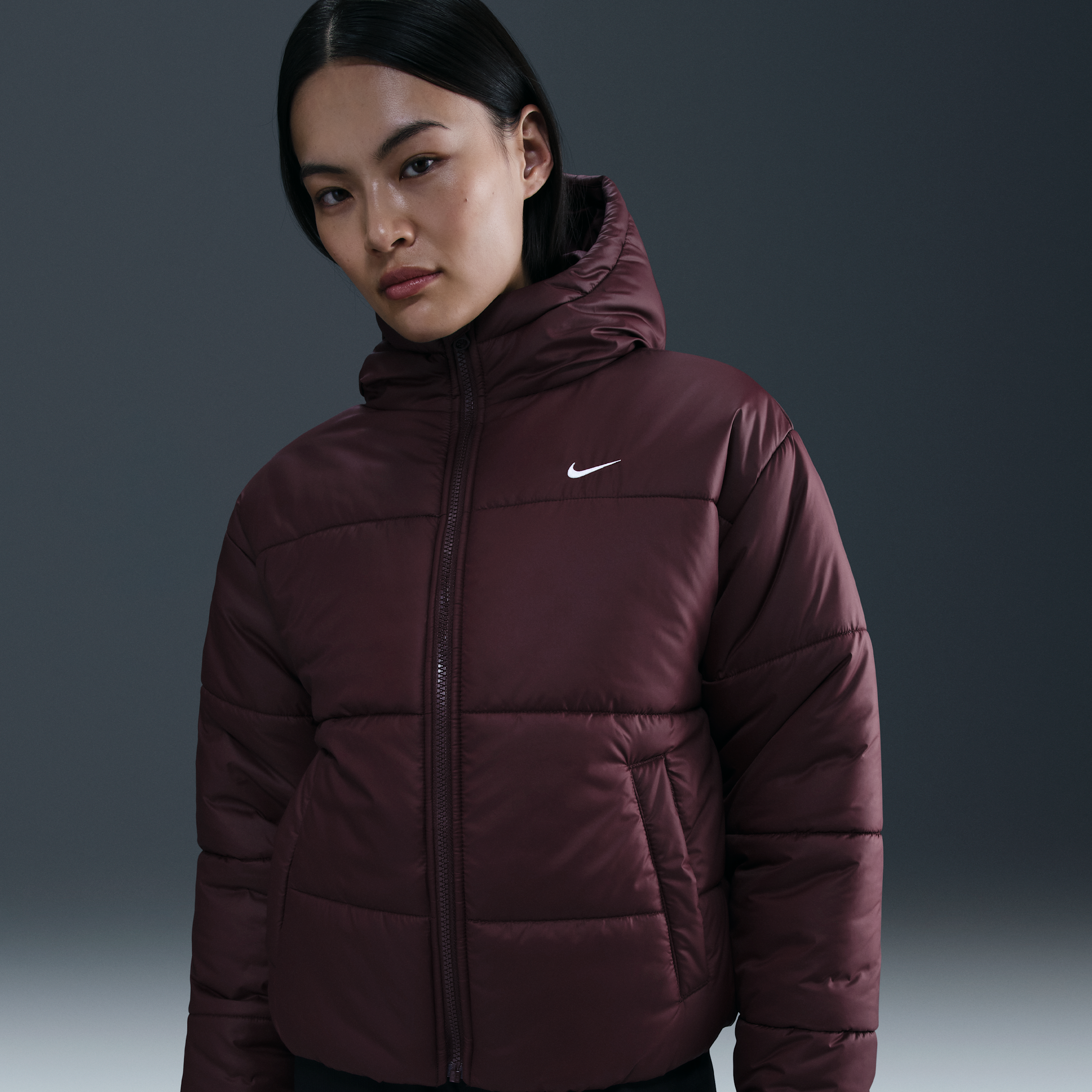 Nike Women's  Sportswear Classic Puffer Therma-fit Loose Hooded Jacket In Burgundy