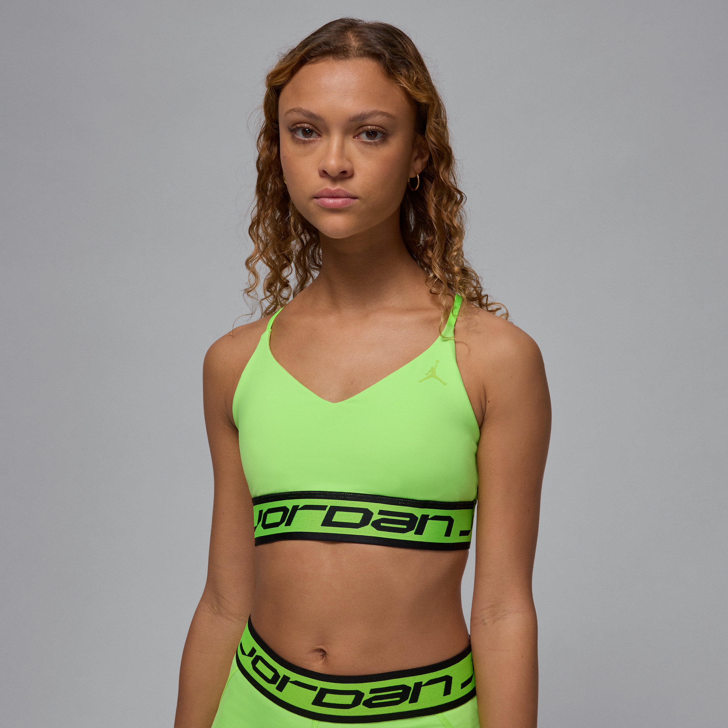 JORDAN WOMEN'S SPORT INDY LIGHT SUPPORT SPORTS BRA 1015668060