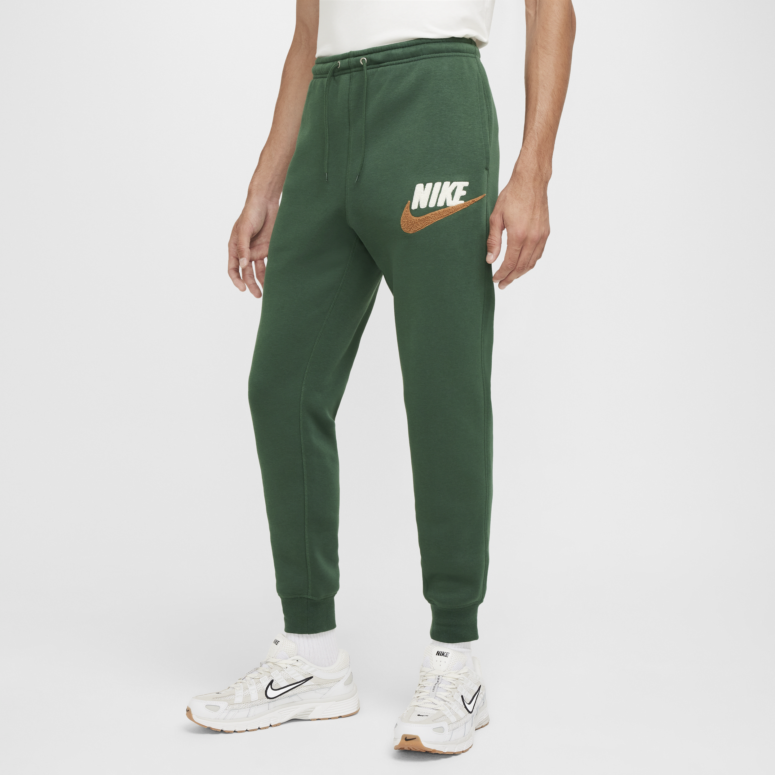 Nike Men's Club Fleece Fleece Jogger Pants In Green