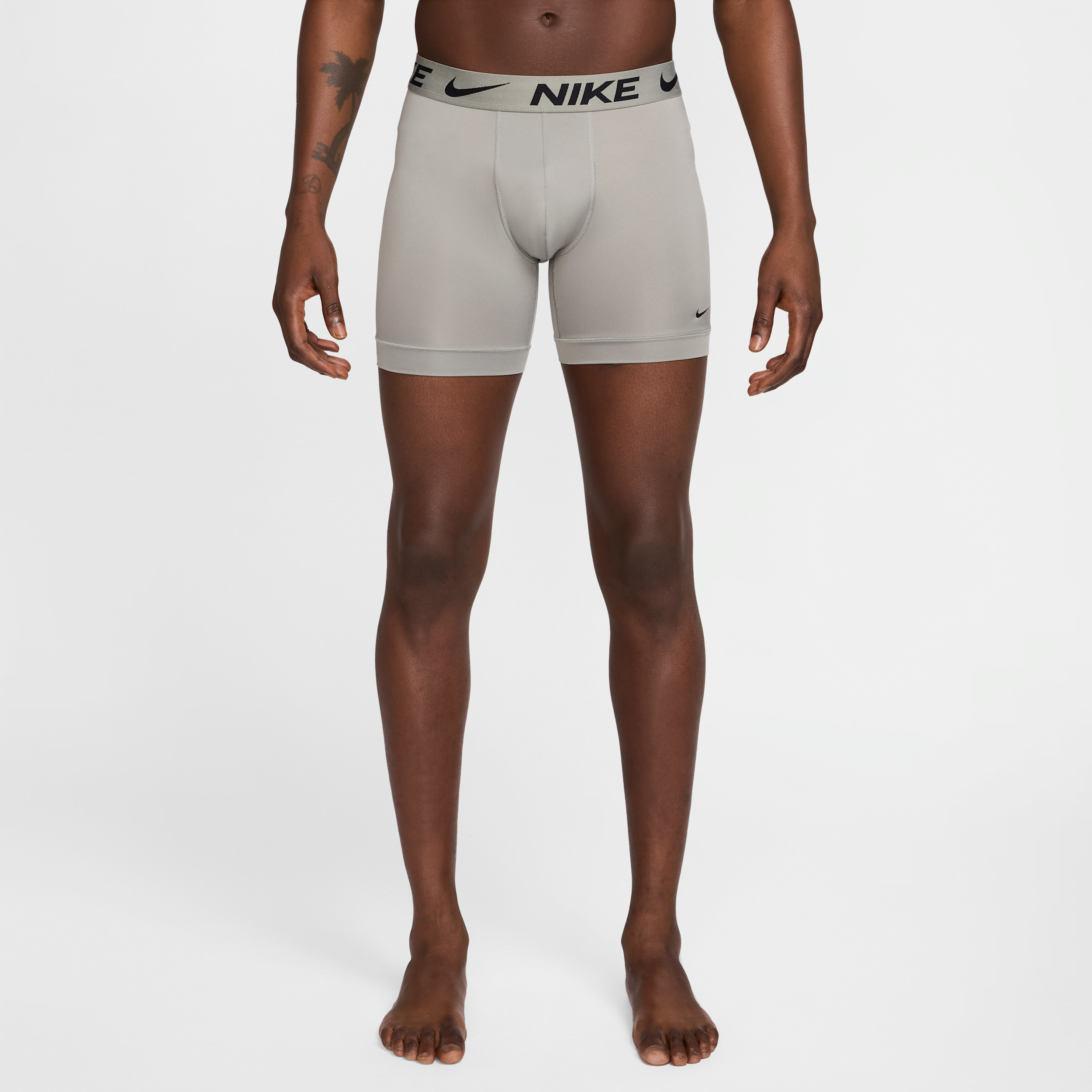 Nike 3-pack Dri-fit Essential Micro Boxer Briefs In Green