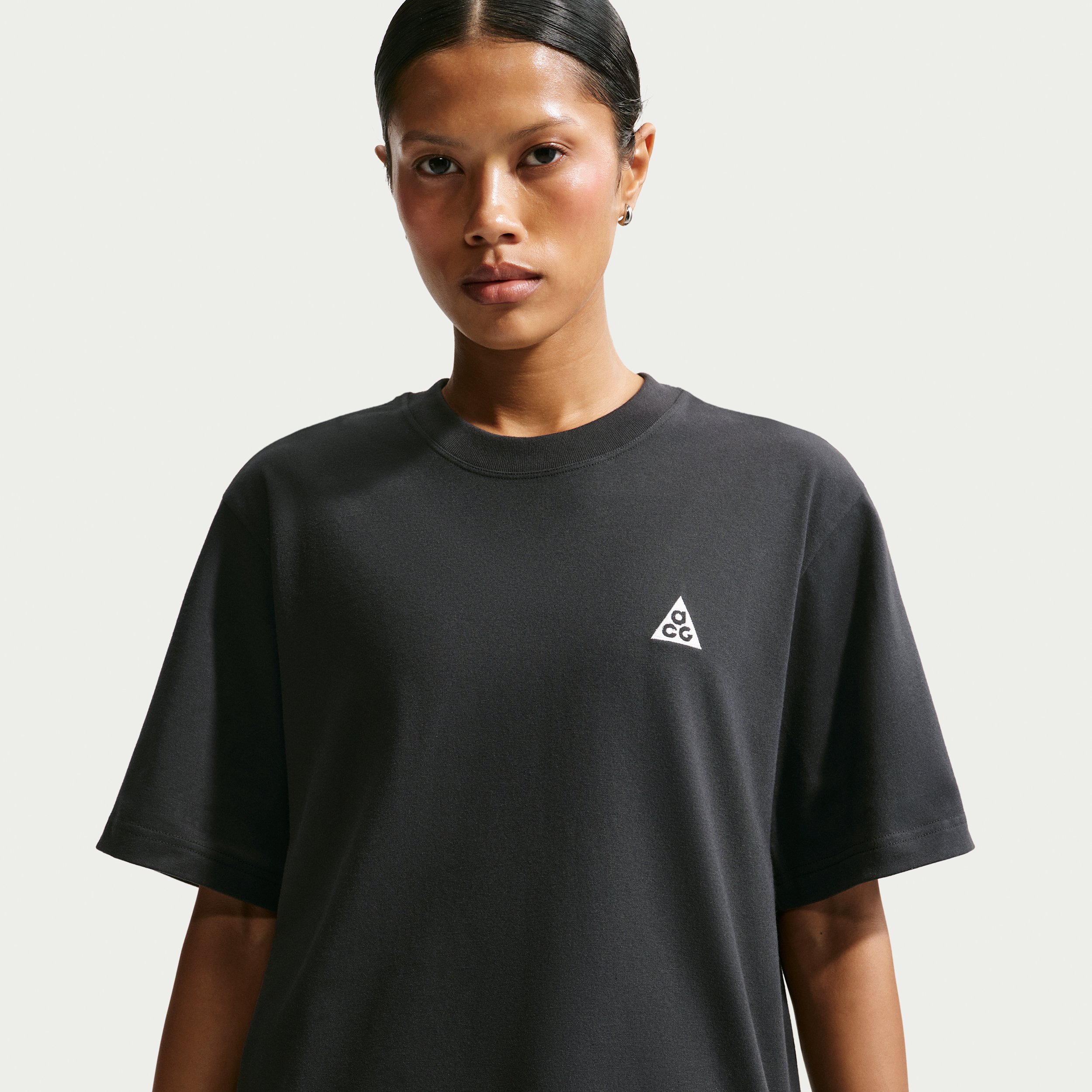 Women's Nike ACG Short-Sleeve T-Shirt in Black | DJ3646-011