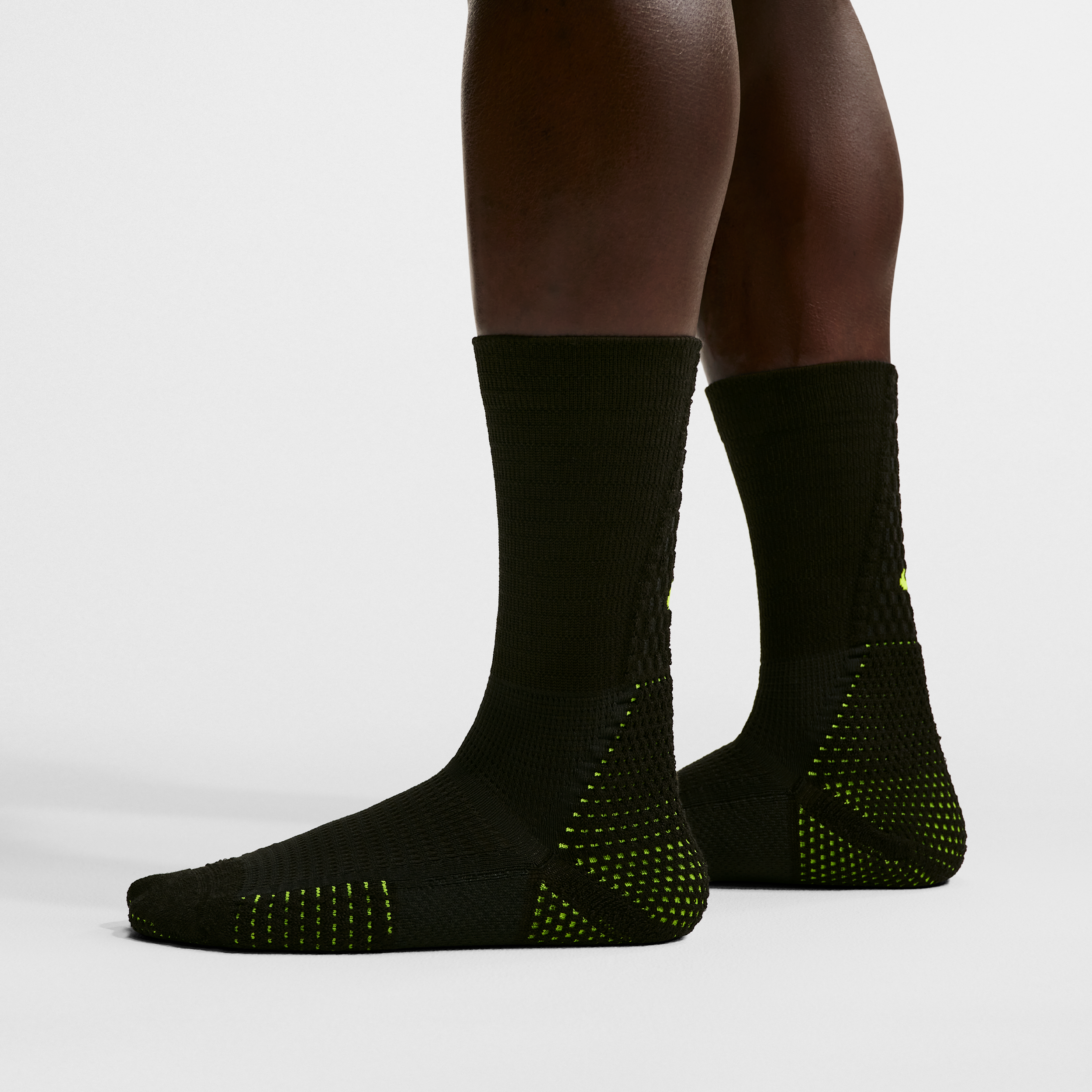 Nike Unisex Unicorn Dri-FIT ADV Cushioned Crew Socks (1 Pair) in Black | FZ3399-014