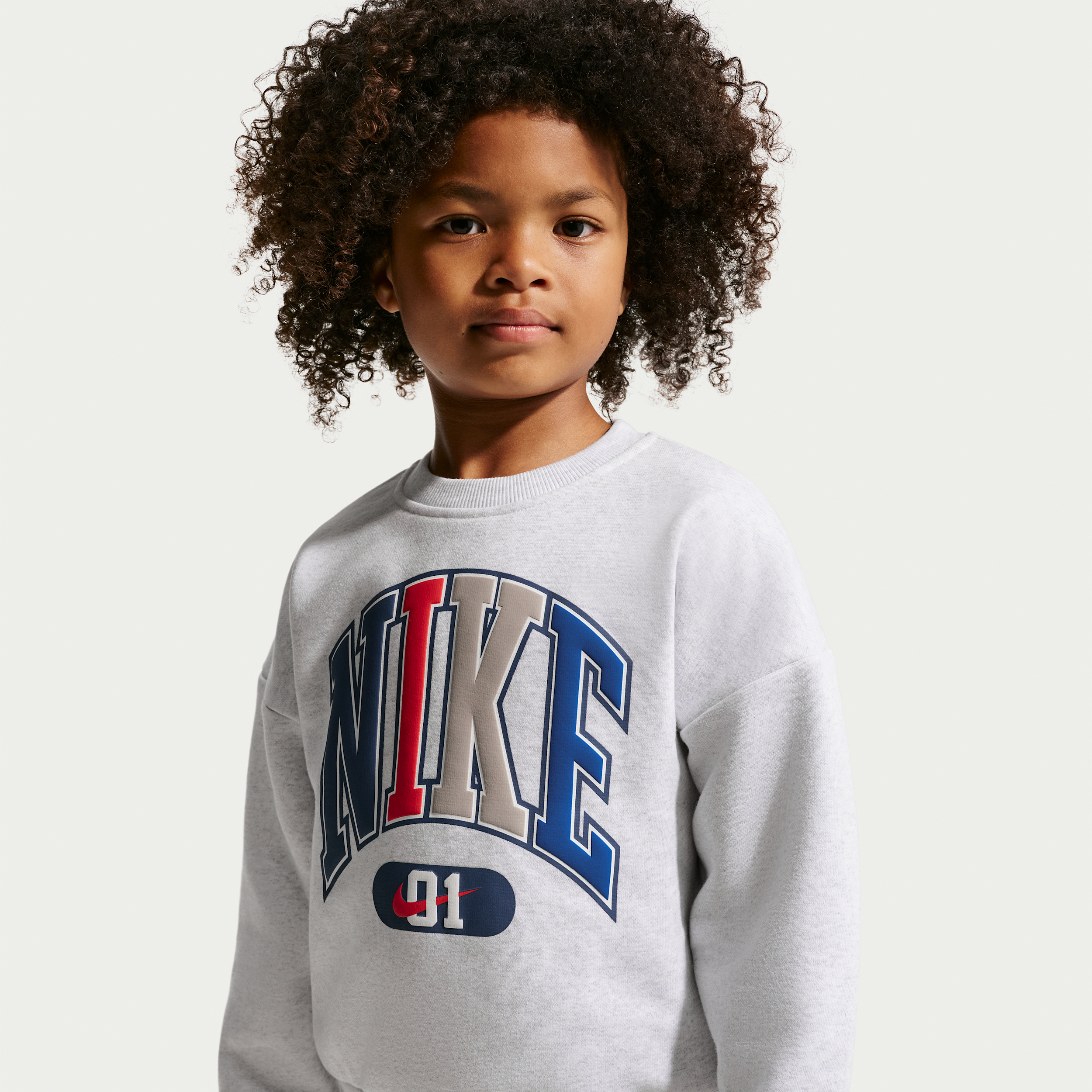 Nike Sportswear Little Kids' Multisport Fleece Crew in White | 86P265-X58