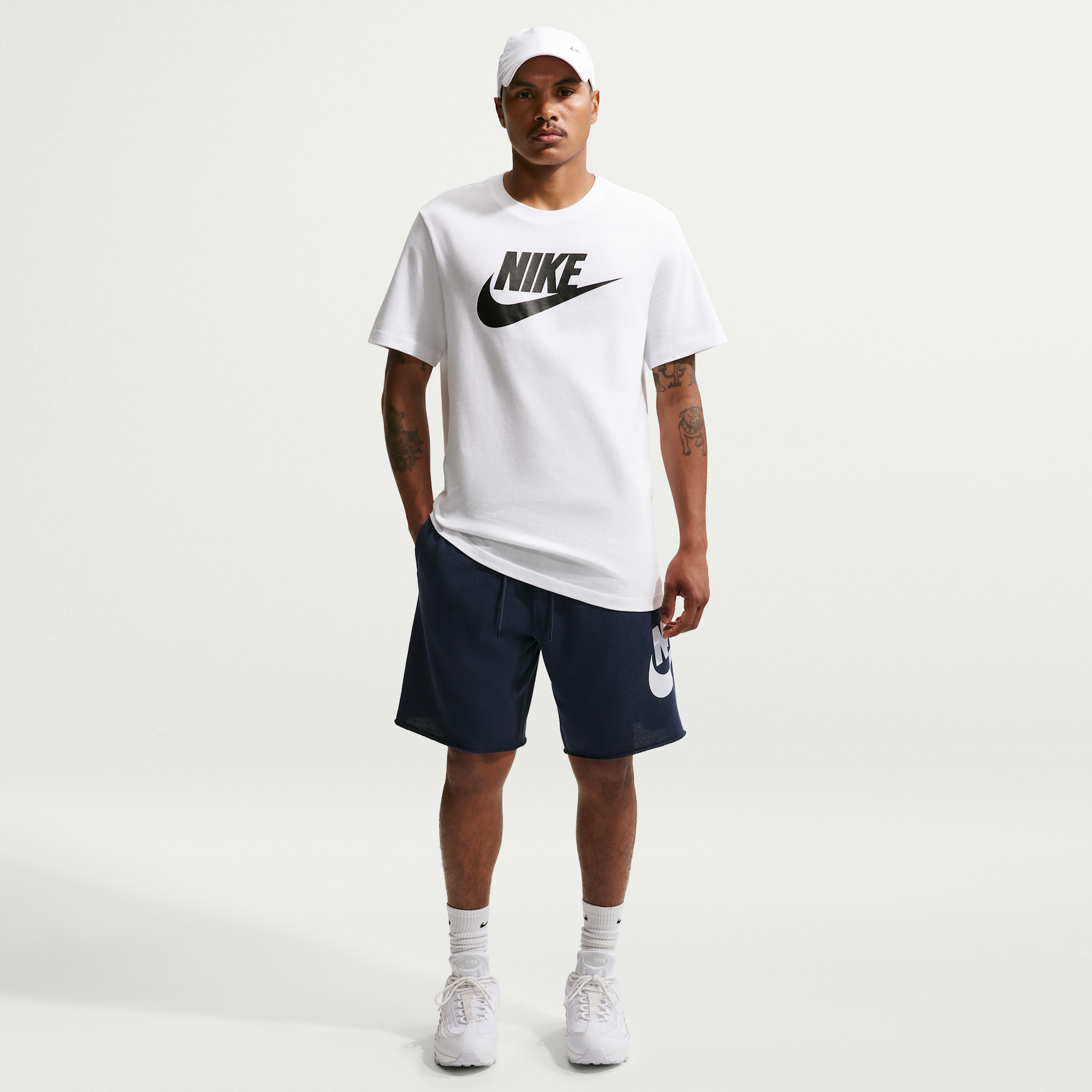 Nike Men's Club French Terry Alumni Shorts in Blue | FQ4950-451