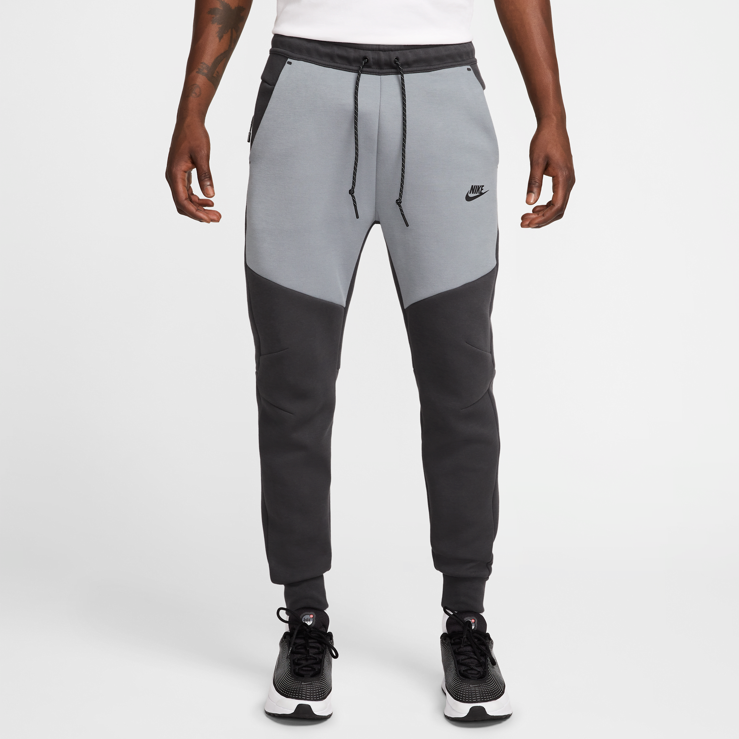 Nike Men's Tech Fleece Jogger Pants In Grey