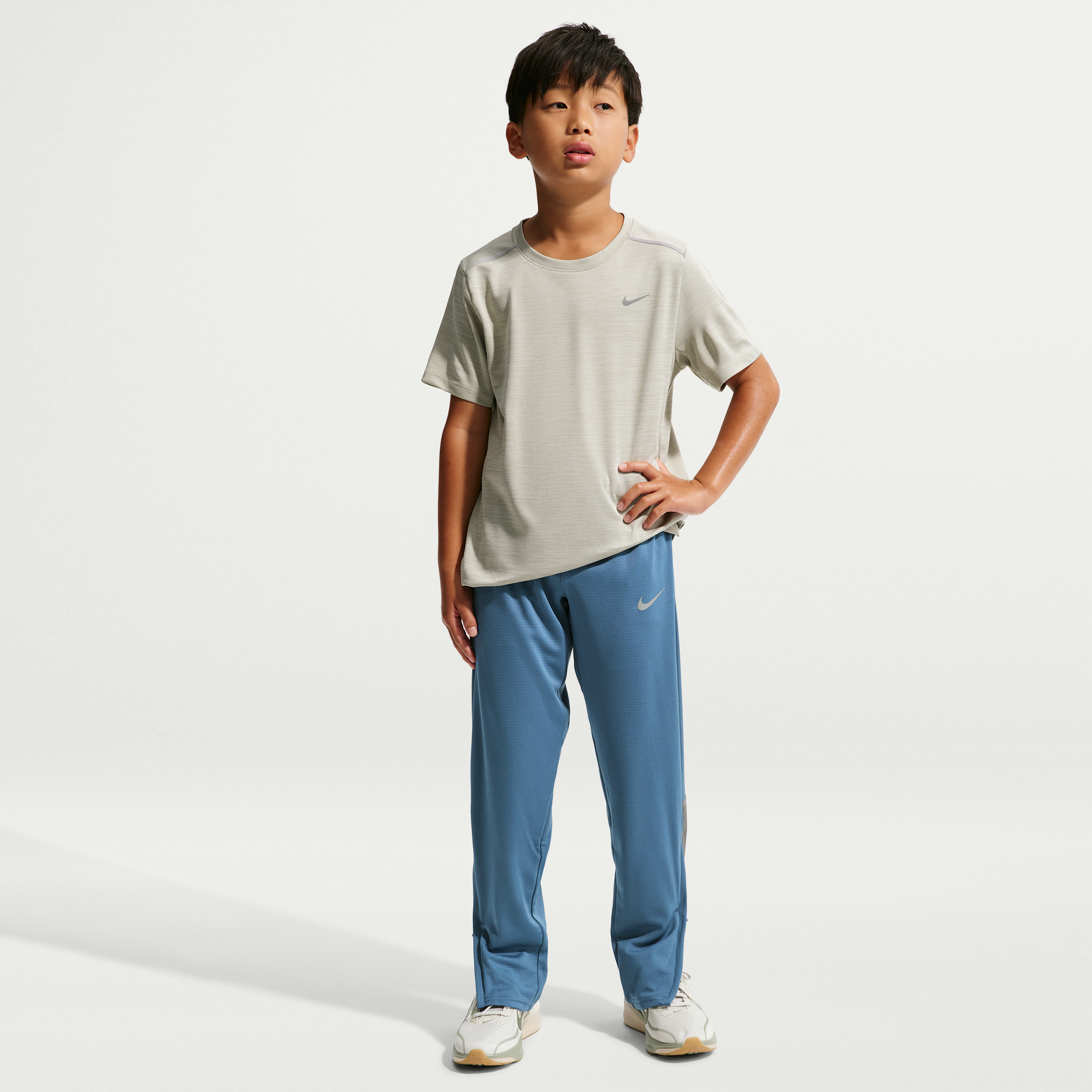 Nike Miler Big Kids' (Boys') Knit Running Pants in Blue | IX7265-438