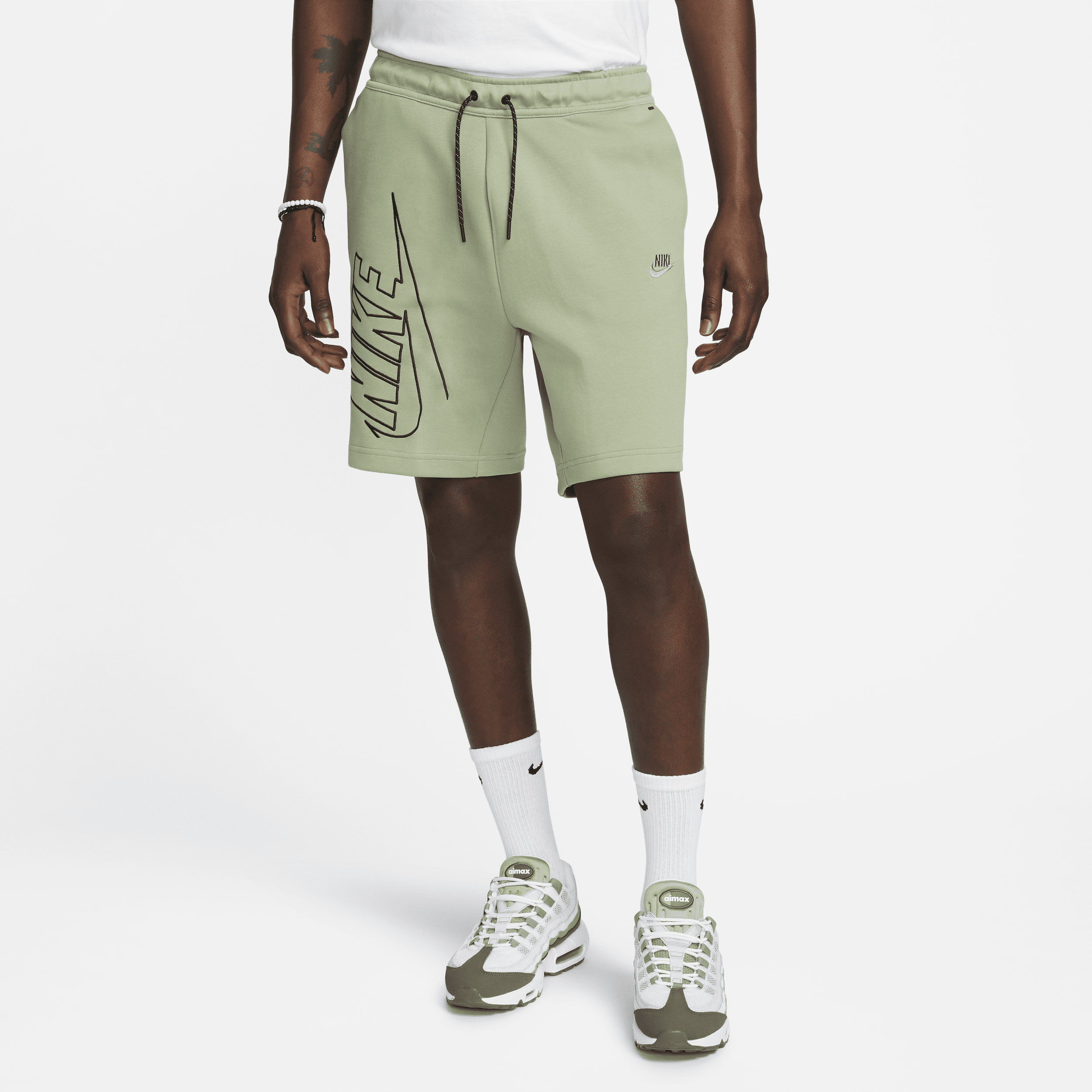 Nike Men's Tech Fleece Shorts In Oil Green/oil Green
