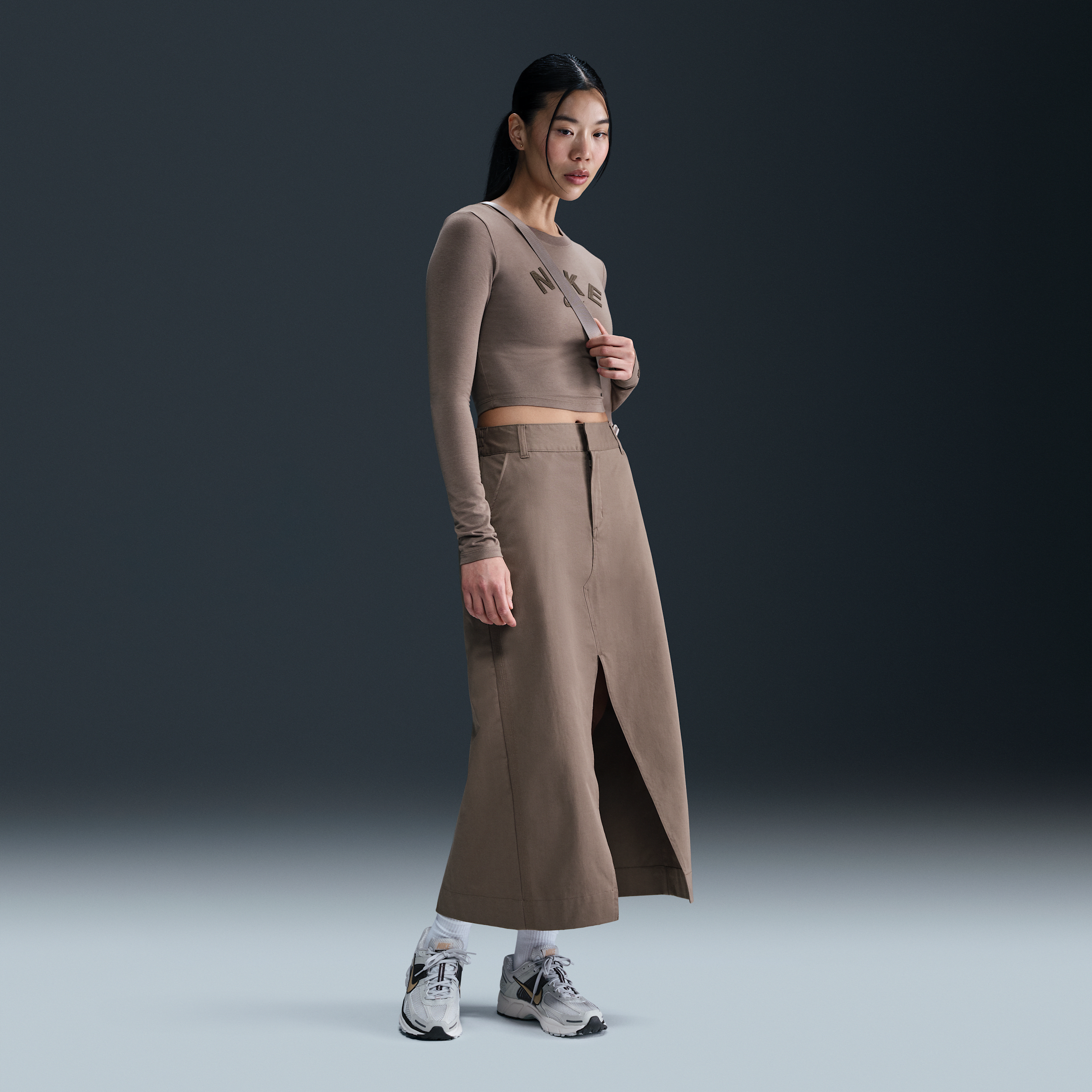 Nike Structured Twill Skirt In Brown