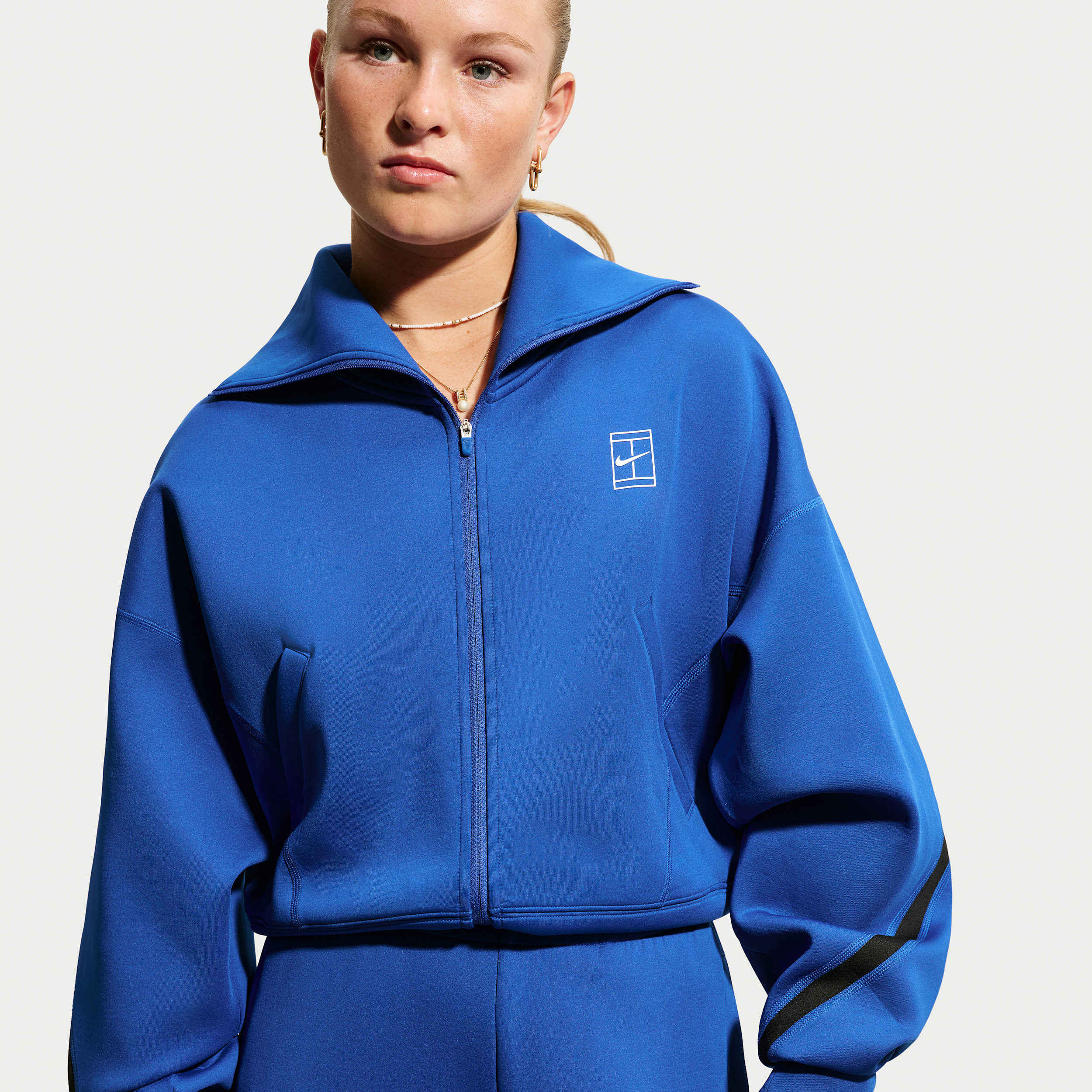 Nike Women's Advantage Dri-FIT Full-Zip Tennis Jacket in Blue | IB0776-417