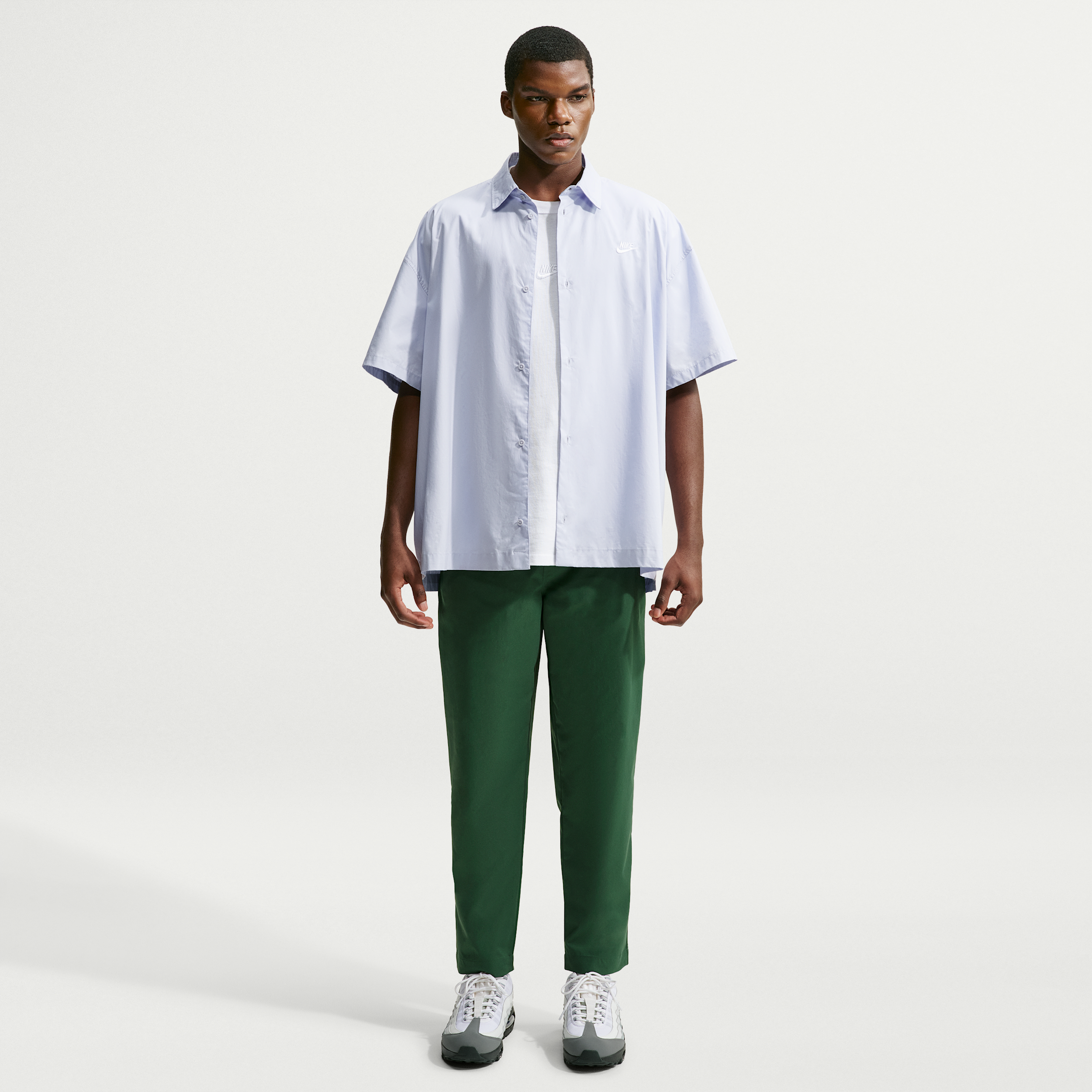 Nike Mens Tapered Mid Rise Relaxed Fit Active Pull-On Pant, Medium, Green