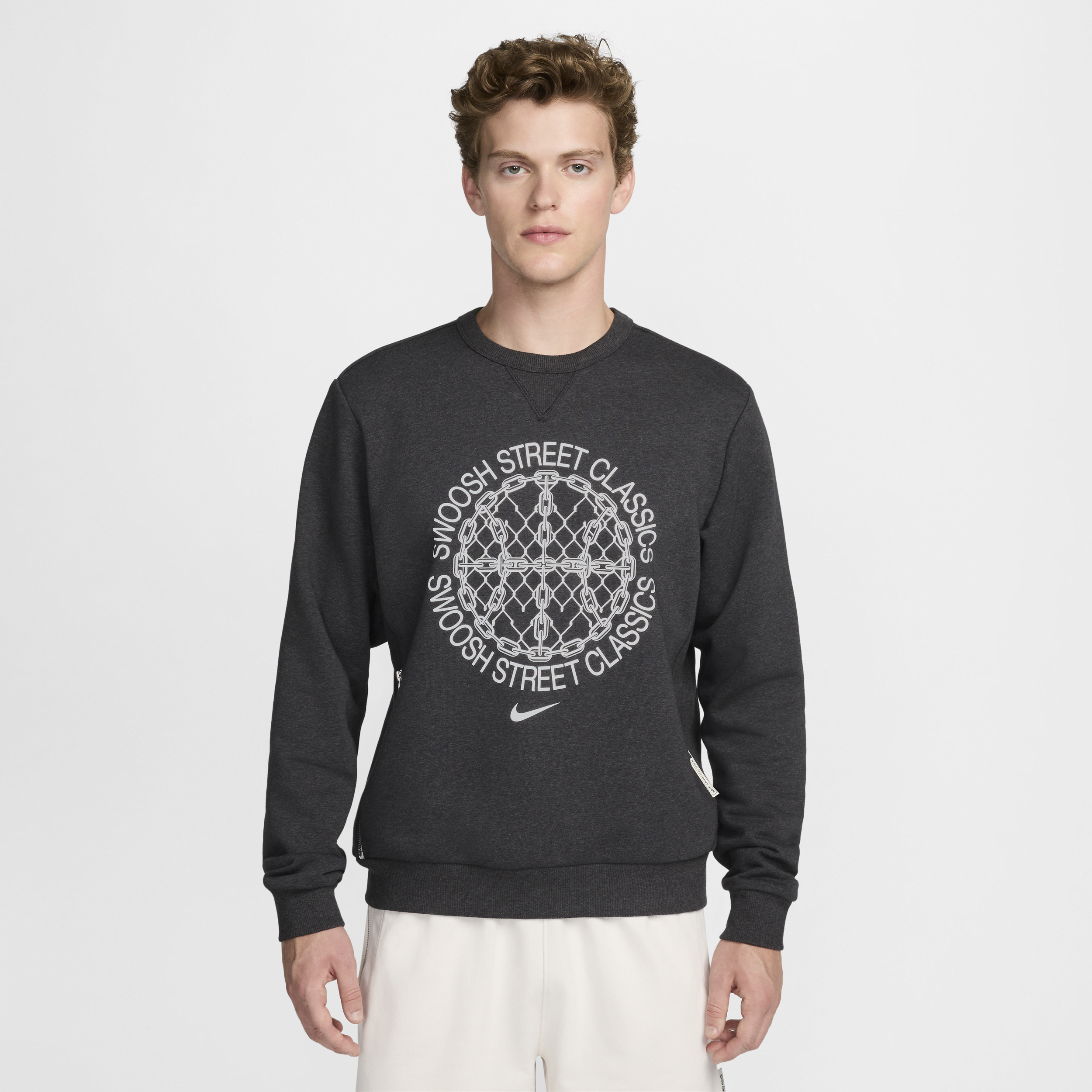 Nike Men's Standard Issue Dri-fit Basketball Crew-neck Sweatshirt In Black