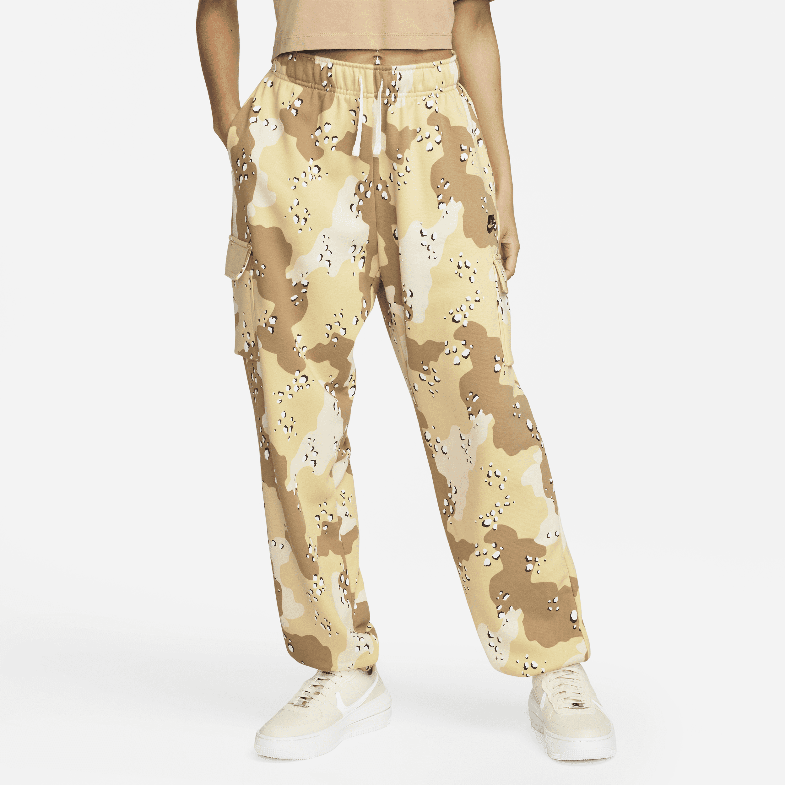 nike cargo club pants womens
