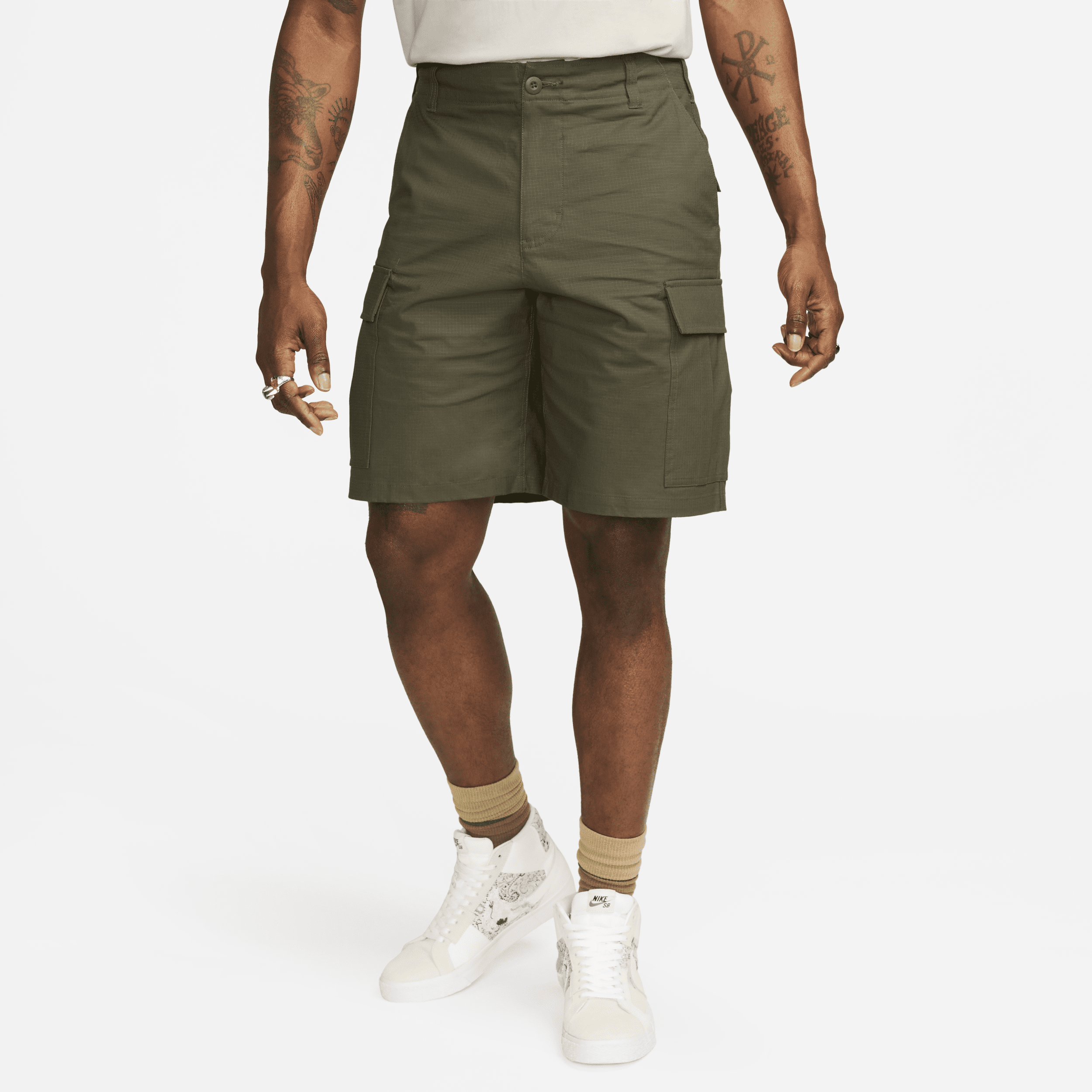 Shop Nike Men's  Sb Kearny Cargo Skate Shorts In Green