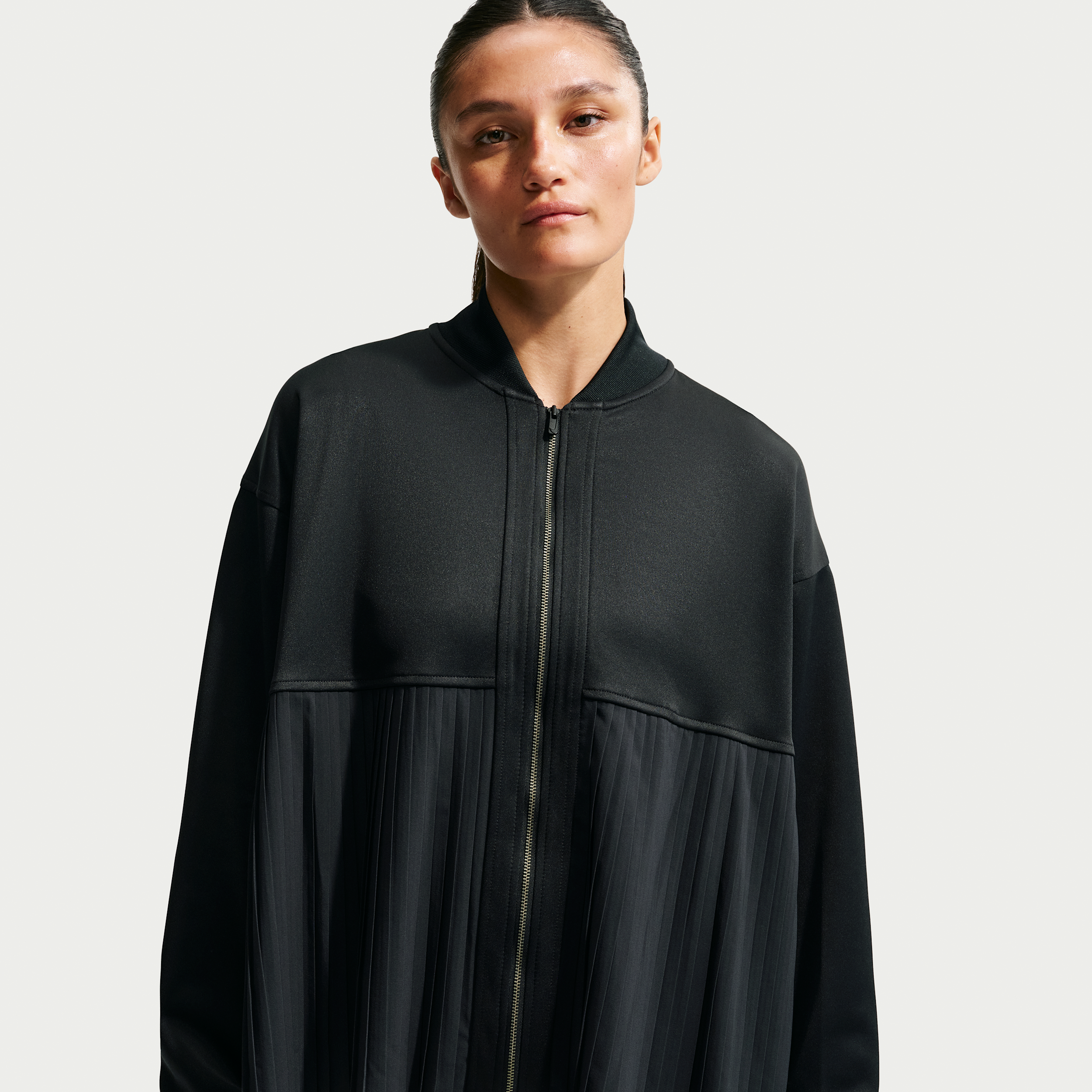 Women's Nike Sportswear Pleated Jacket in Black | IM7457-010