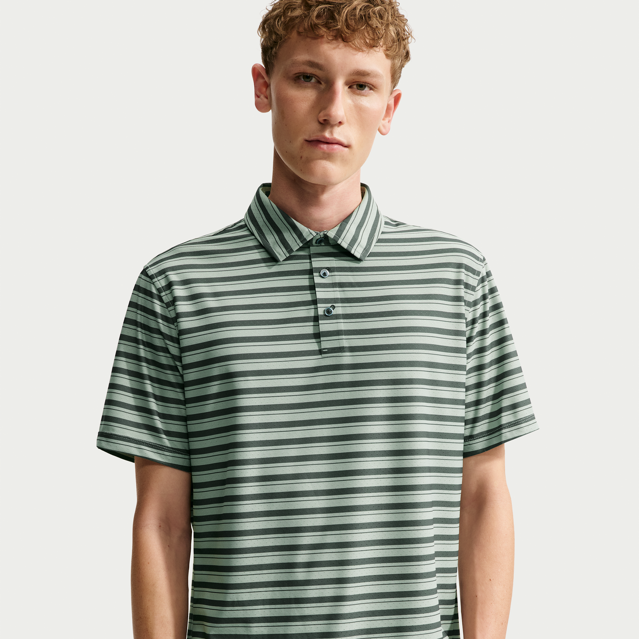Nike Men's Tailored Performance Dri-FIT Golf Polo in Green | IO2165-303