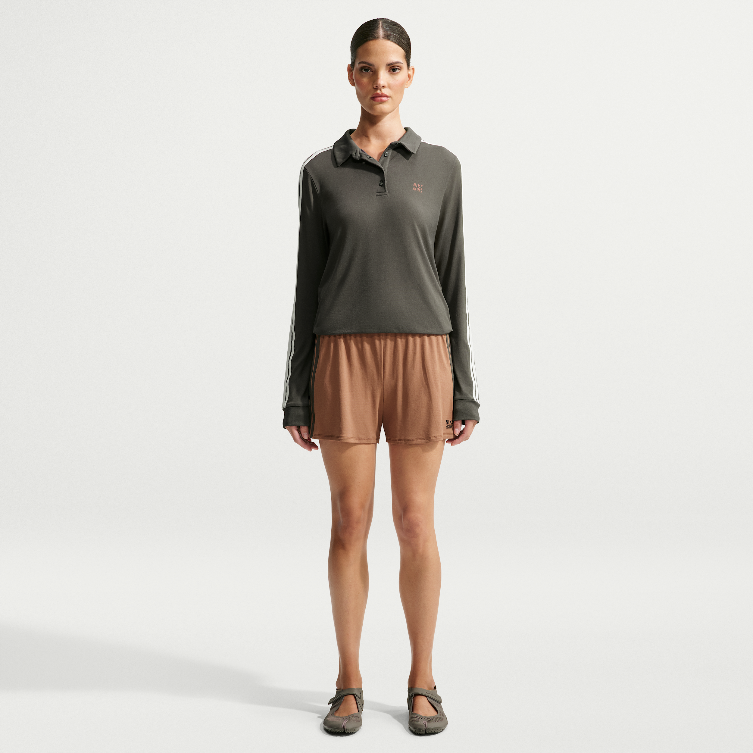 Nike Women's SKIMS Stretch Knit 5" Shorts in Brown | IV6653-263