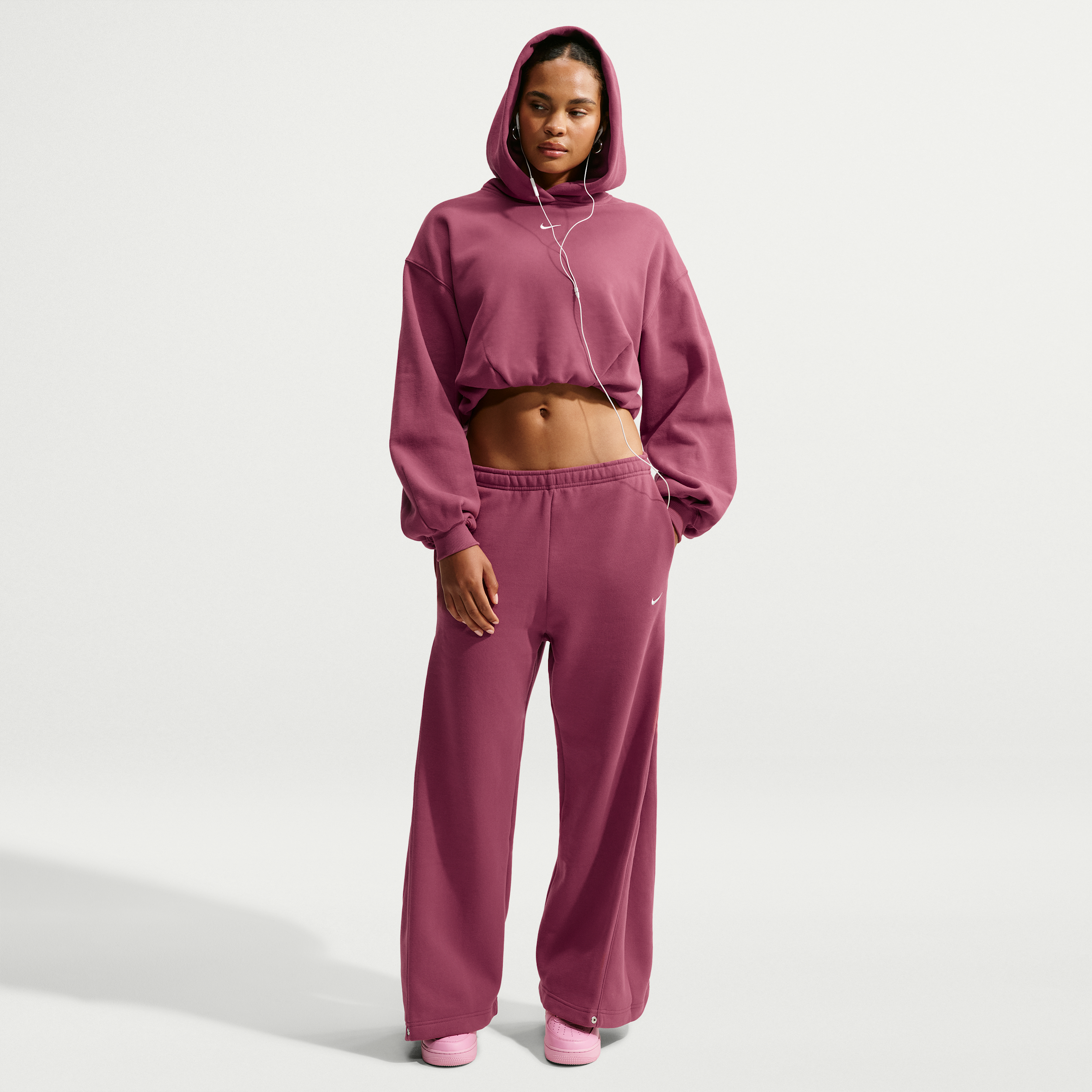 Nike Women's Studio Fleece Weight Loose Pleated Snap Pants In Red