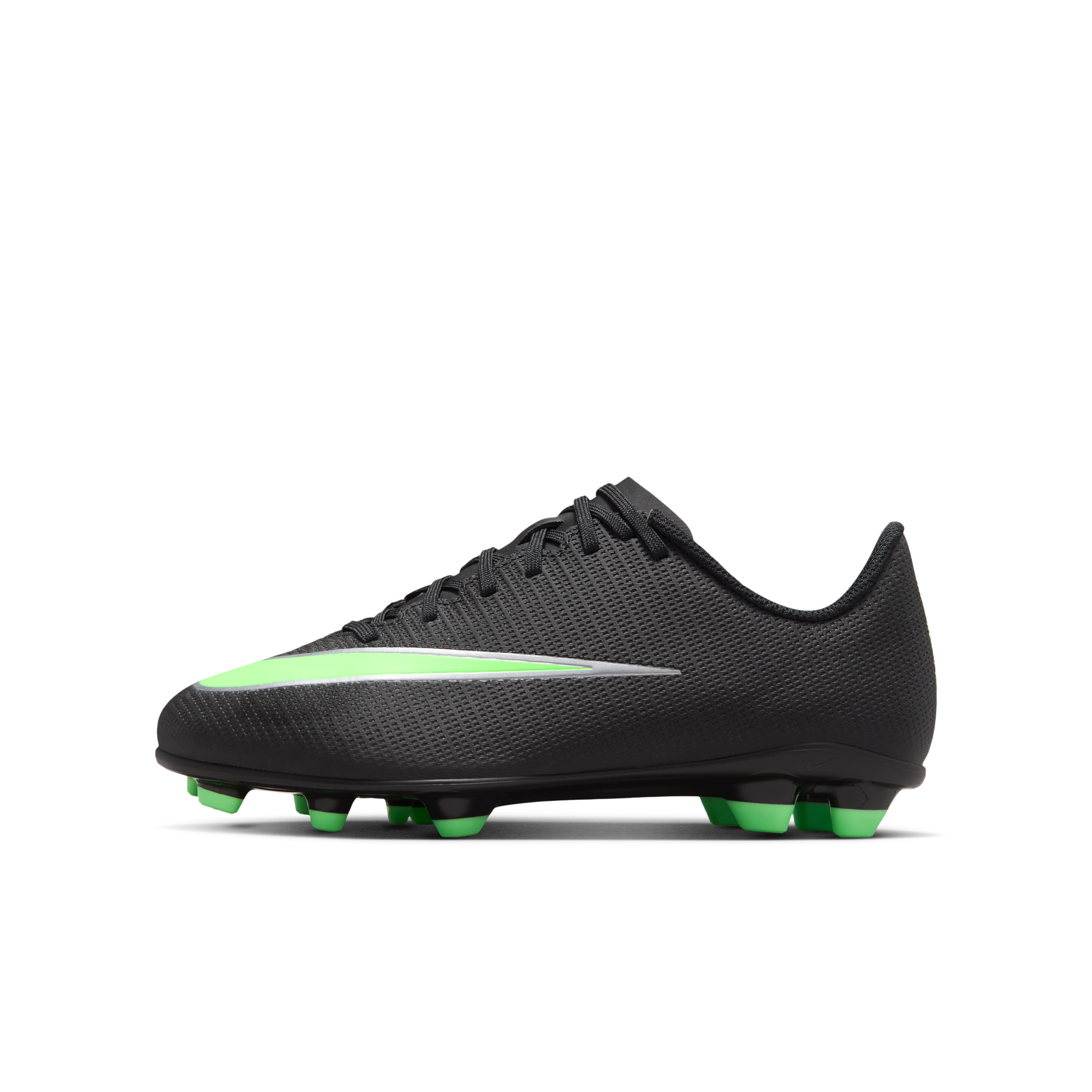 Nike Jr. Mercurial Vapor 17 Club Big Kids' Multi-Ground Low-Top Soccer Cleats in Black | IO1487-001