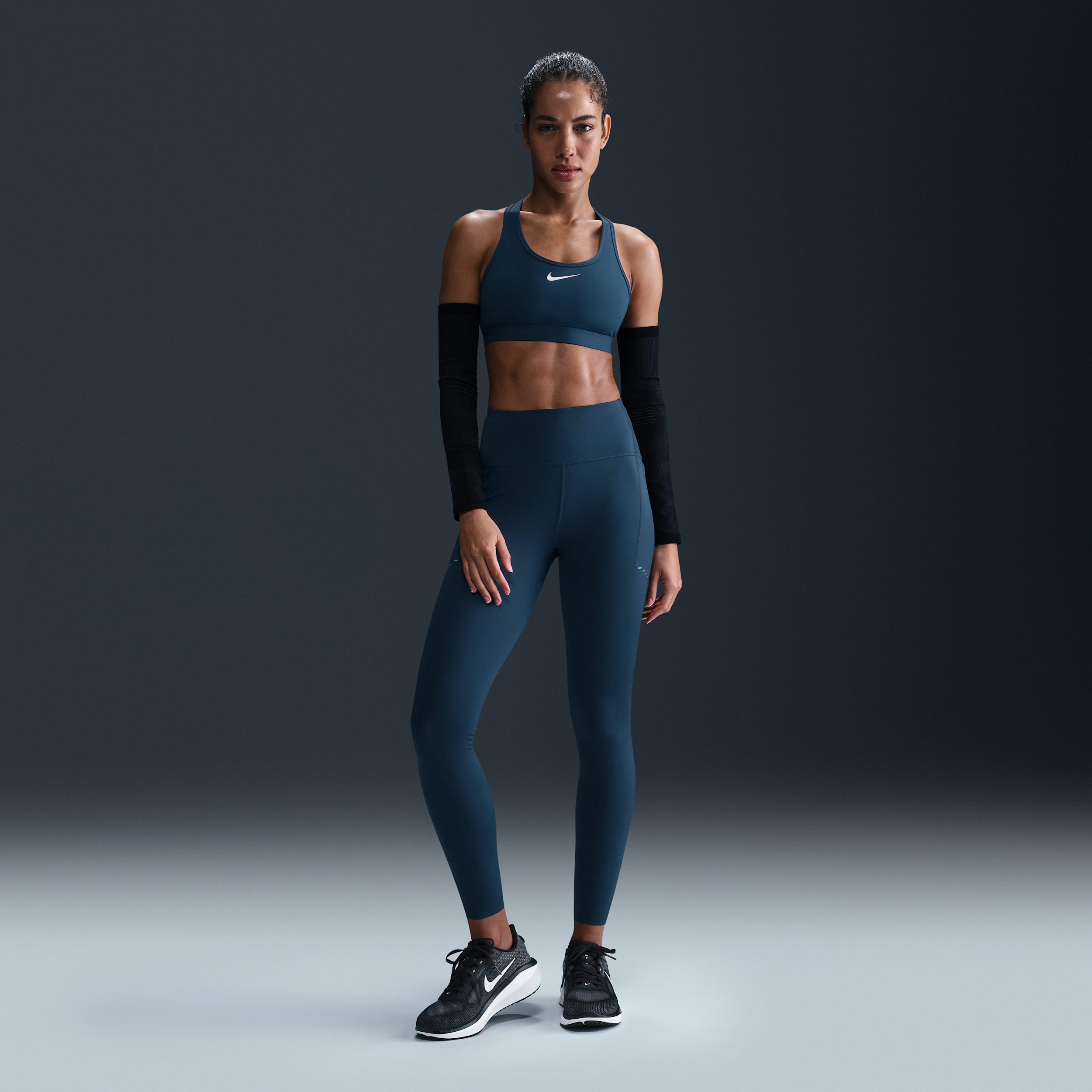 Nike Women's Swift High-waisted 7/8 Running Leggings With Pockets In Blue