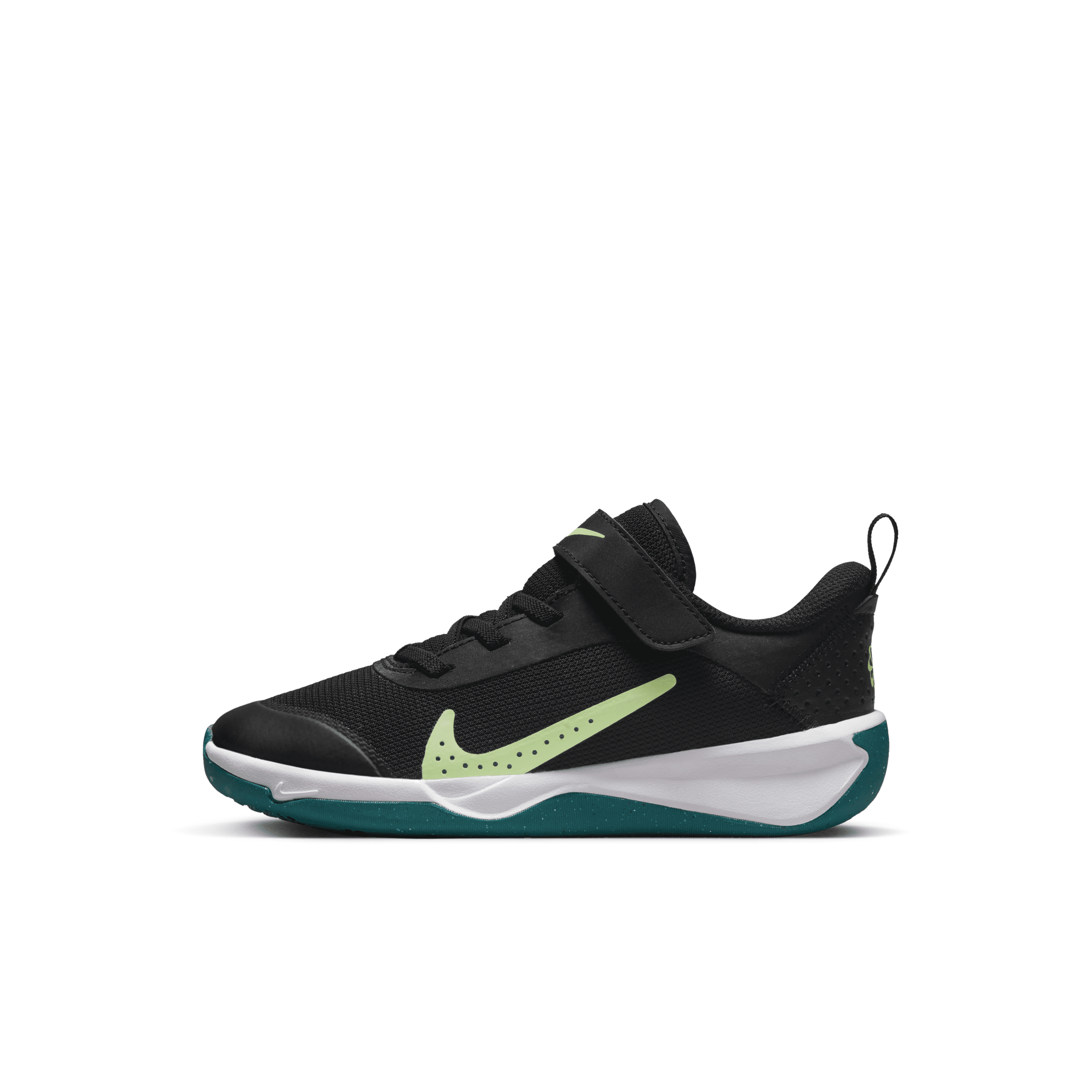Nike Omni Multi-court Little Kids' Shoes In Black