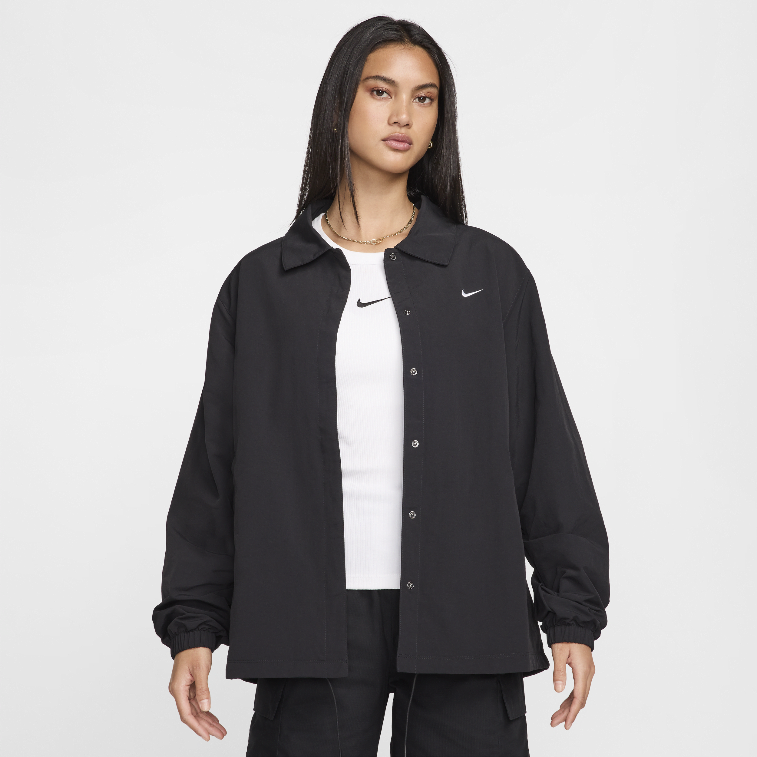 Nike Women's Sportswear Essential Oversized Uv Woven Coaches' Jacket In Black