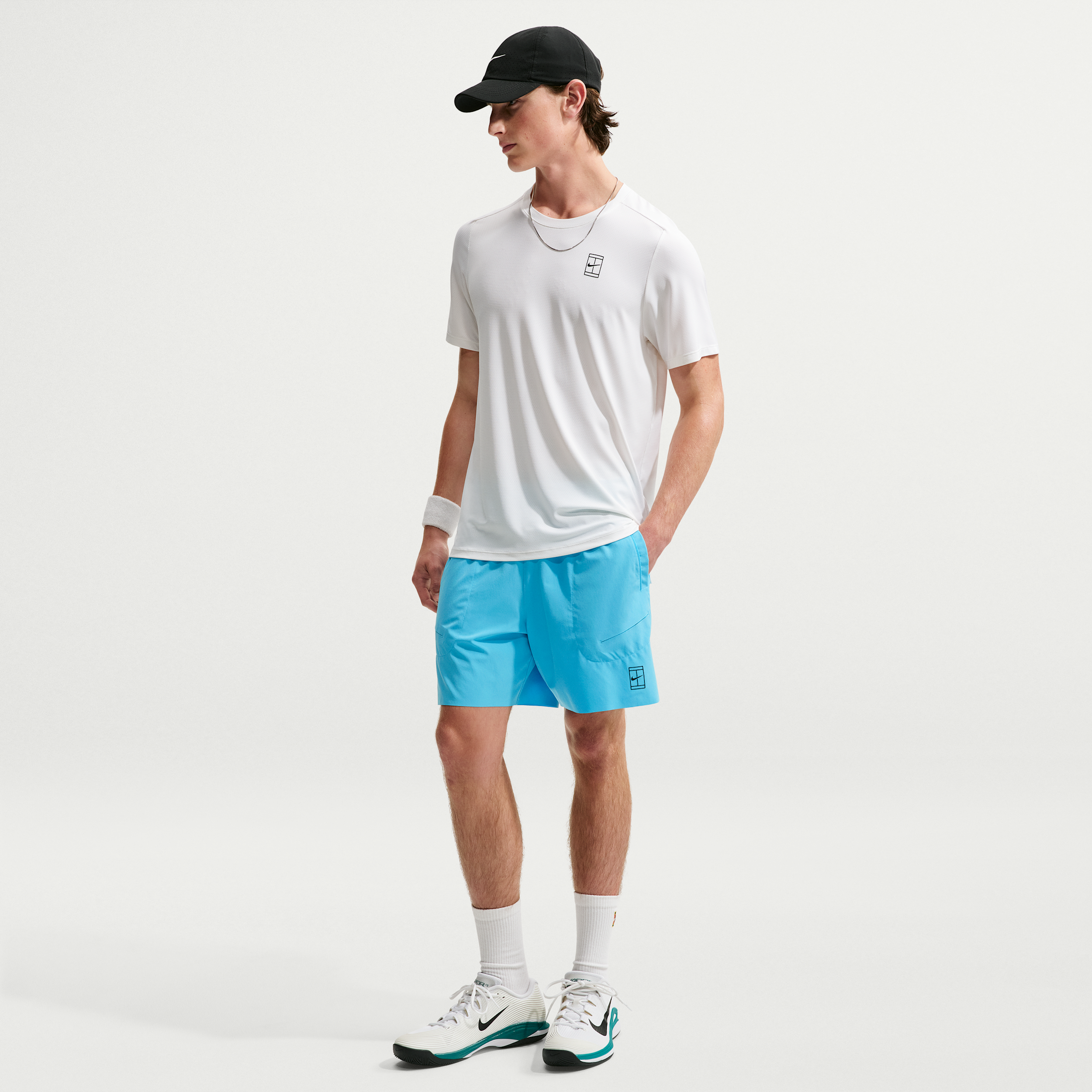 Nike Men's Court Advantage Dri-FIT 6" Tennis Shorts in Blue | FZ6913-416
