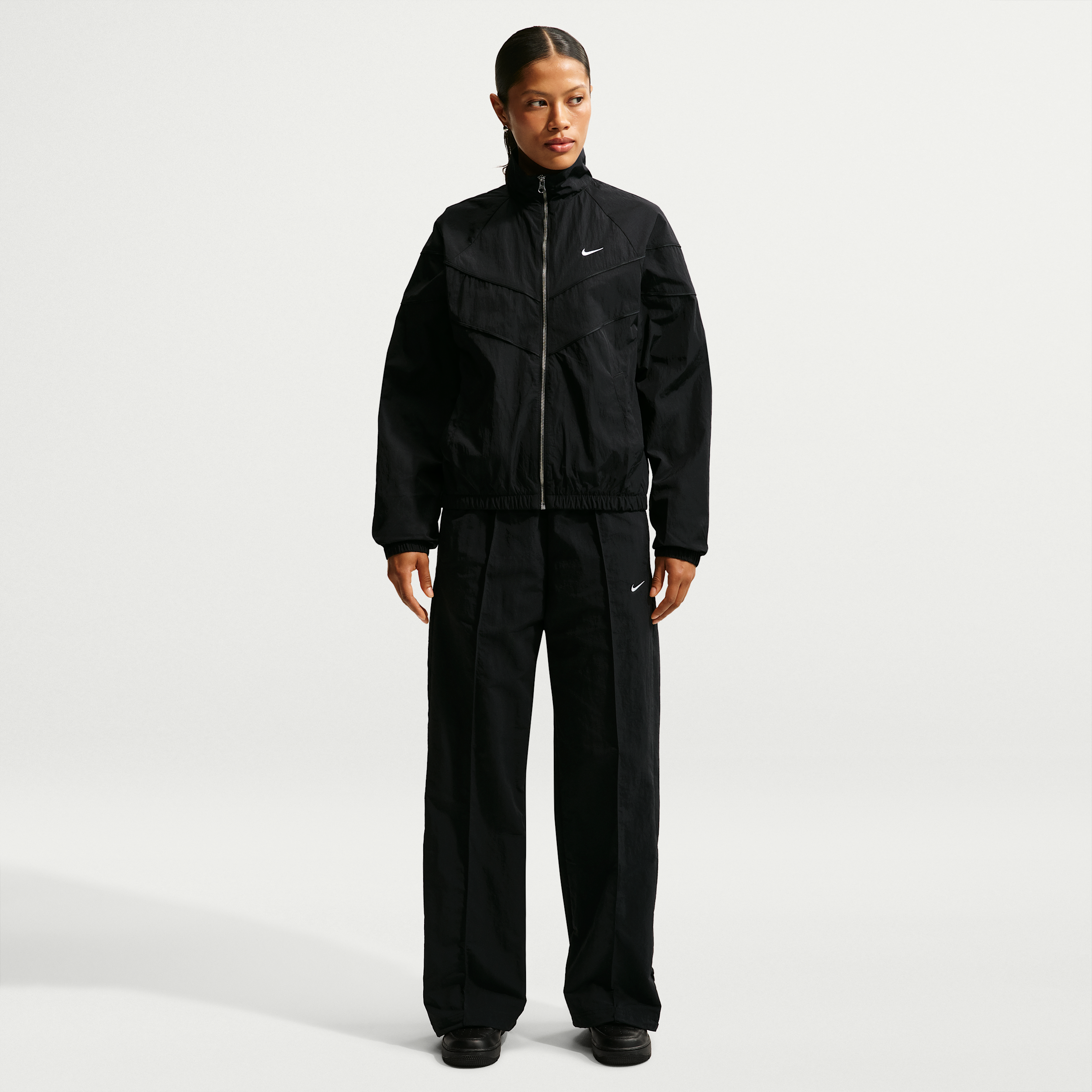 Women's Nike Sportswear Everything Wovens Mid-Rise Open-Hem Pants in Black | FQ3588-010