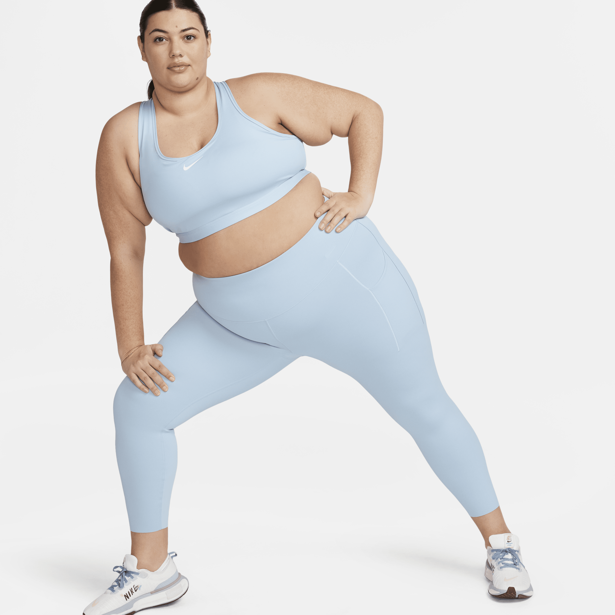 Nike Women's Universa Medium-support High-waisted 7/8 Leggings With Pockets (plus Size) In Blue