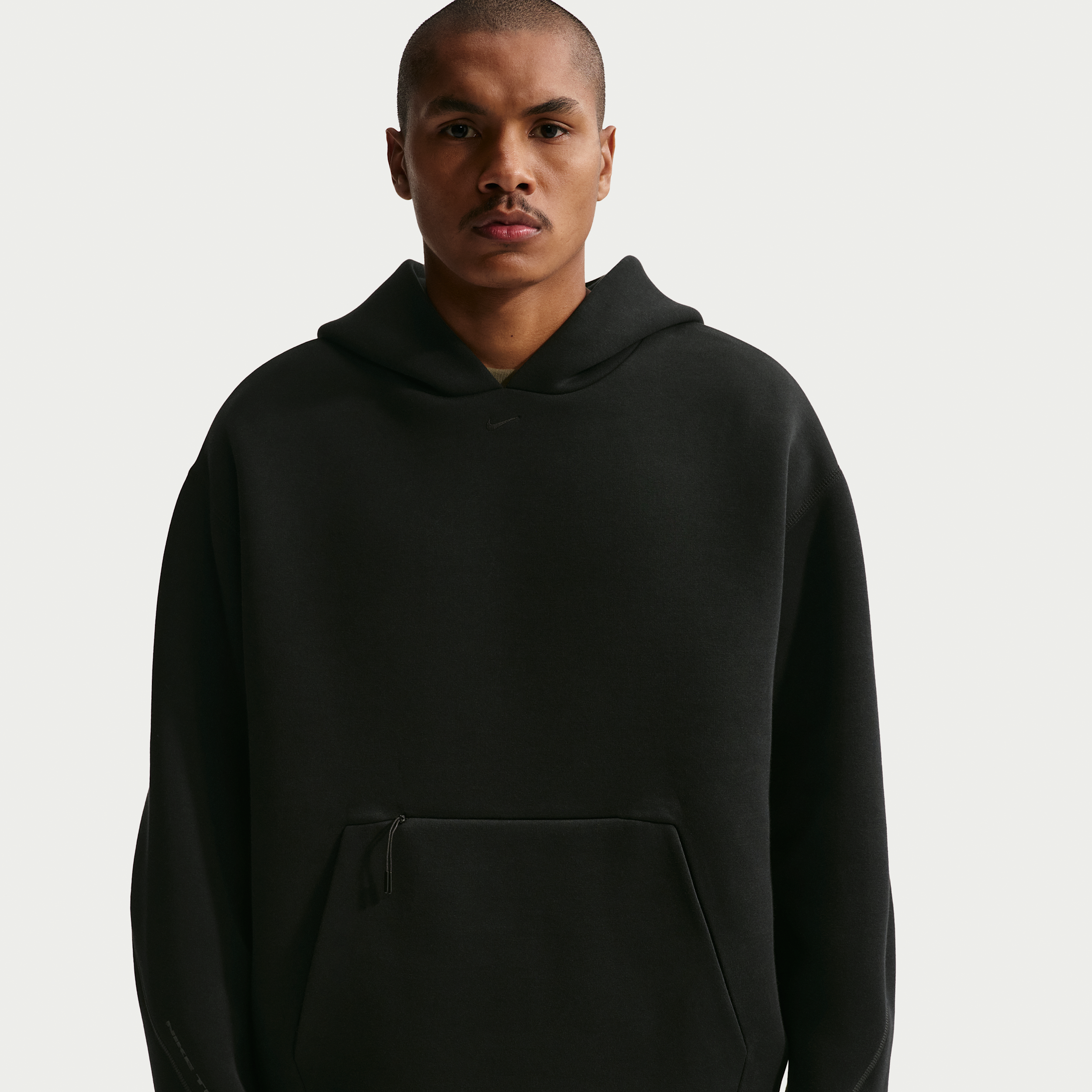 Nike Men's Tech Fleece Pullover Hoodie in Black | IO9941-010