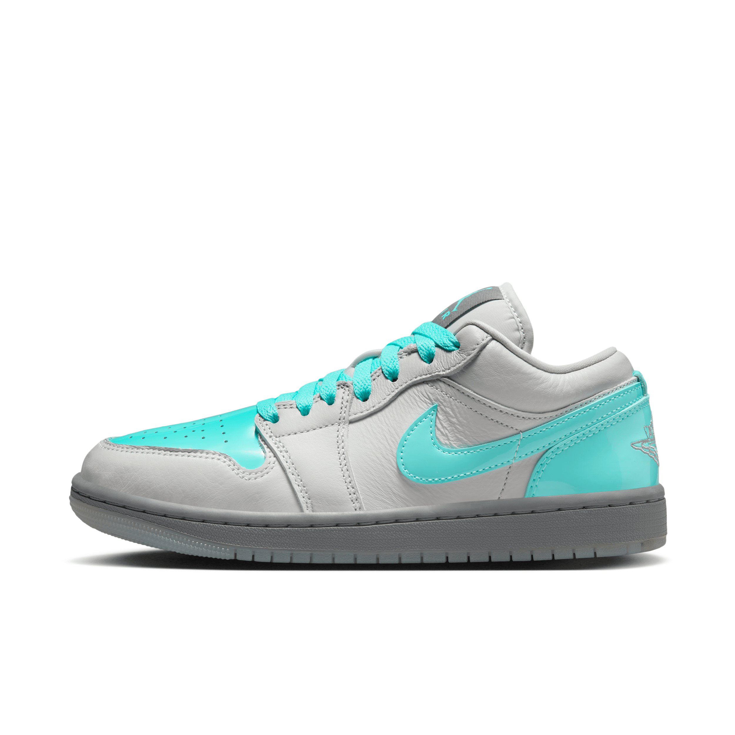 Jordan Air 1 Low Se Basketball Sneaker In Grey